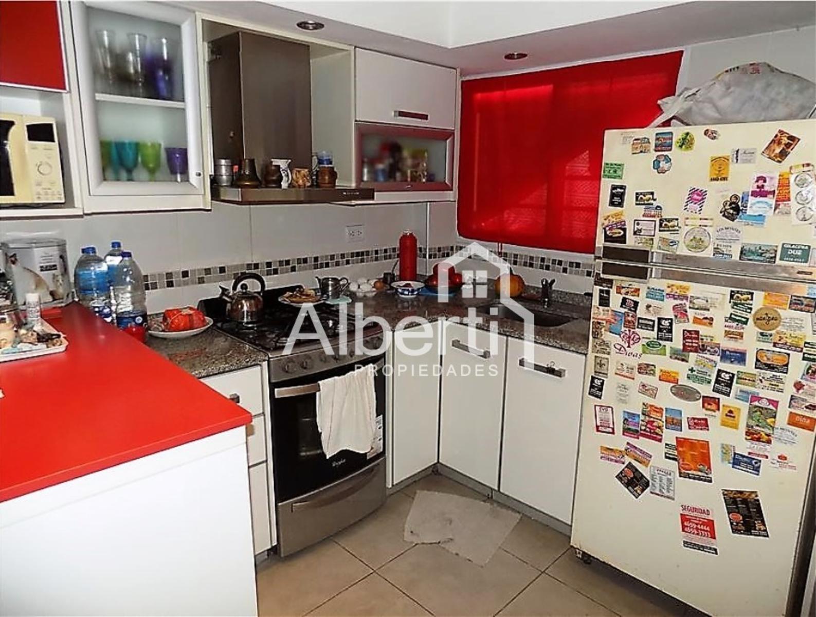 VENTA Moderna Casa Americana Haedo Sur. — foto 7