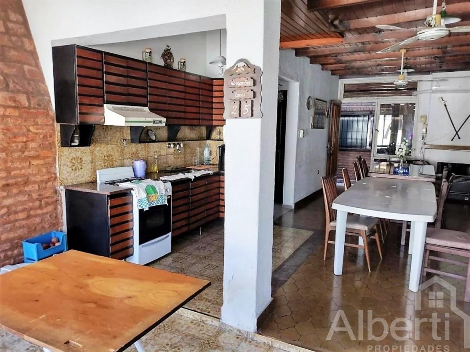 HERMOSO CHALET EN 2 PLANTAS EN EXCELENTE UBICACIÓN. — foto 12