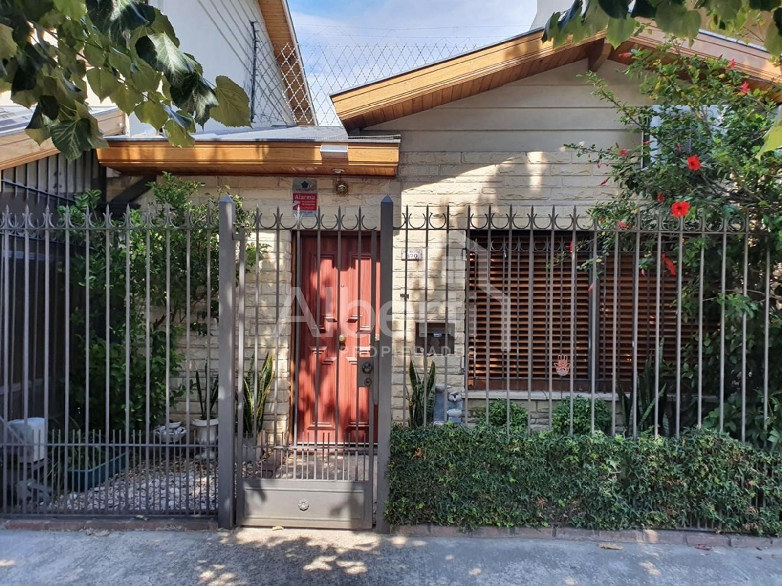 VENTA HERMOSO CHALET EN HAEDO- BARRIO GÜEMES. — foto 2