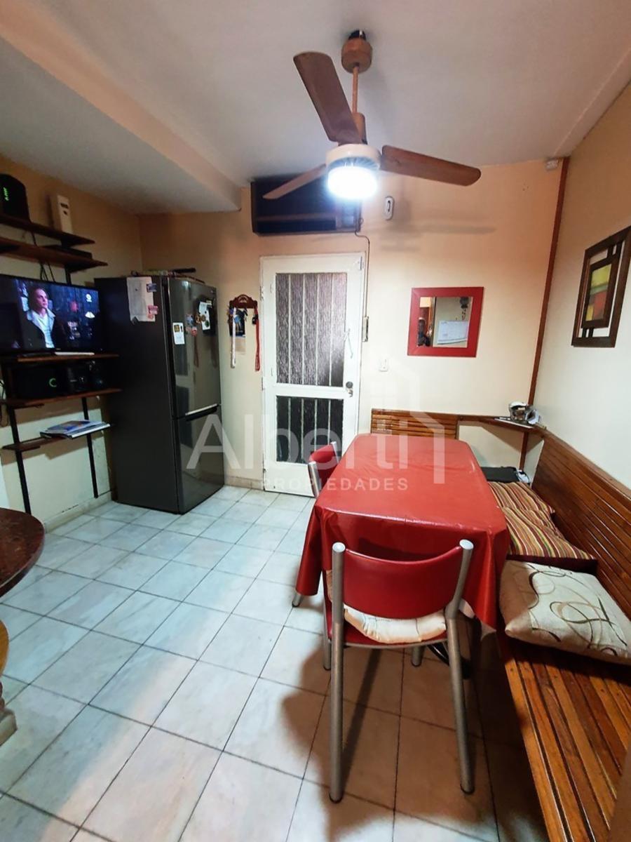 VENTA HERMOSO CHALET EN HAEDO- BARRIO GÜEMES. — foto 8