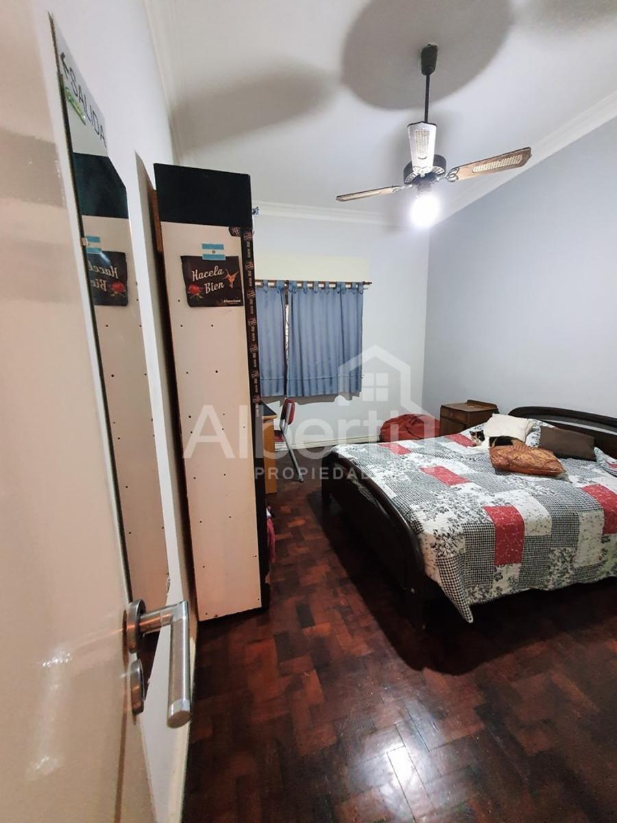 VENTA HERMOSO CHALET EN HAEDO- BARRIO GÜEMES. — foto 12