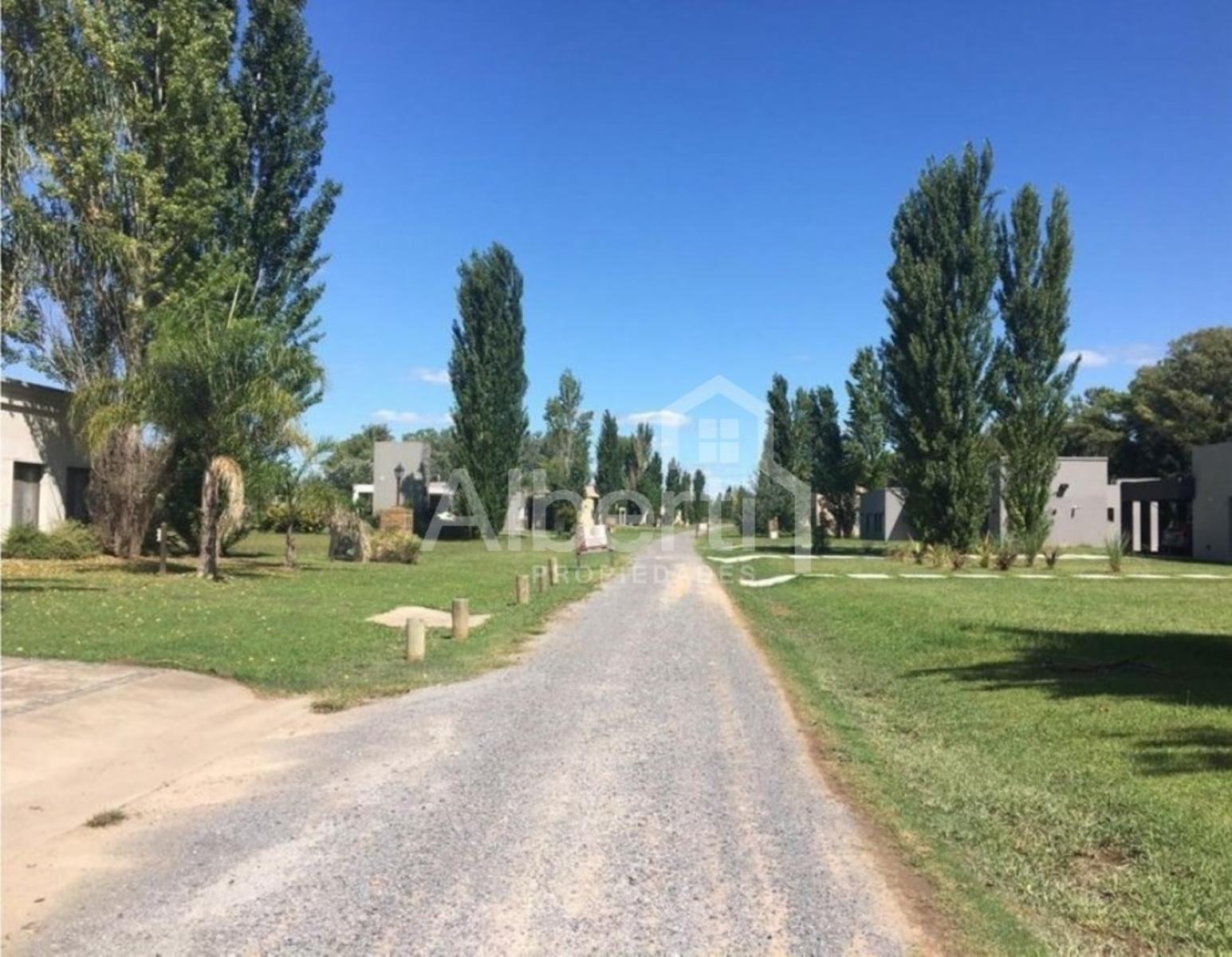 LOTE EN VENTA EN CLUB DE CAMPO SANTA IRENE COMARCAS DEL LUJAN — foto 5