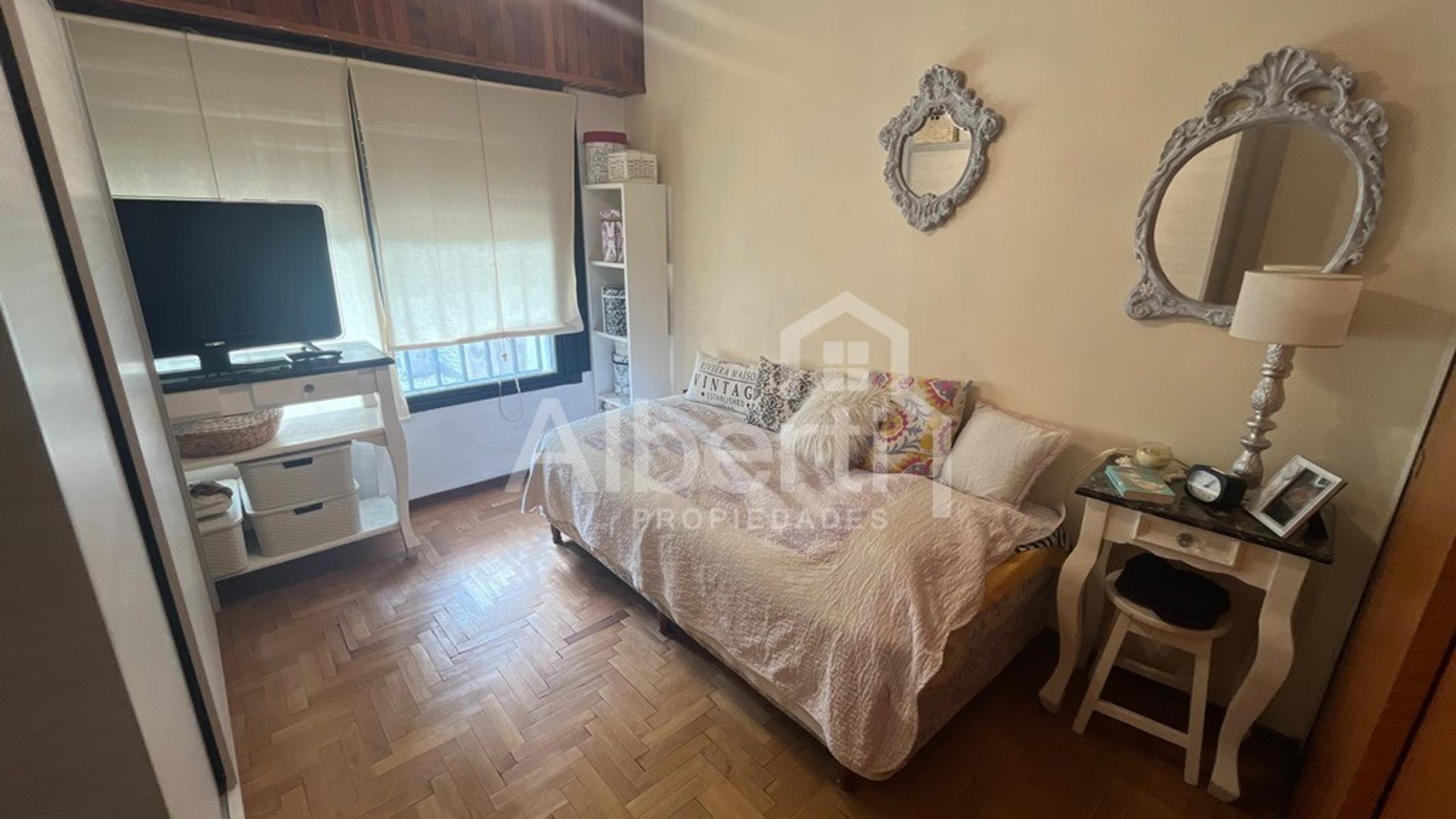 VENTA HAEDO CASA DE ESTILO AMERICANA 5 AMBIENTES CON PARQUE Y PILETA. — foto 7
