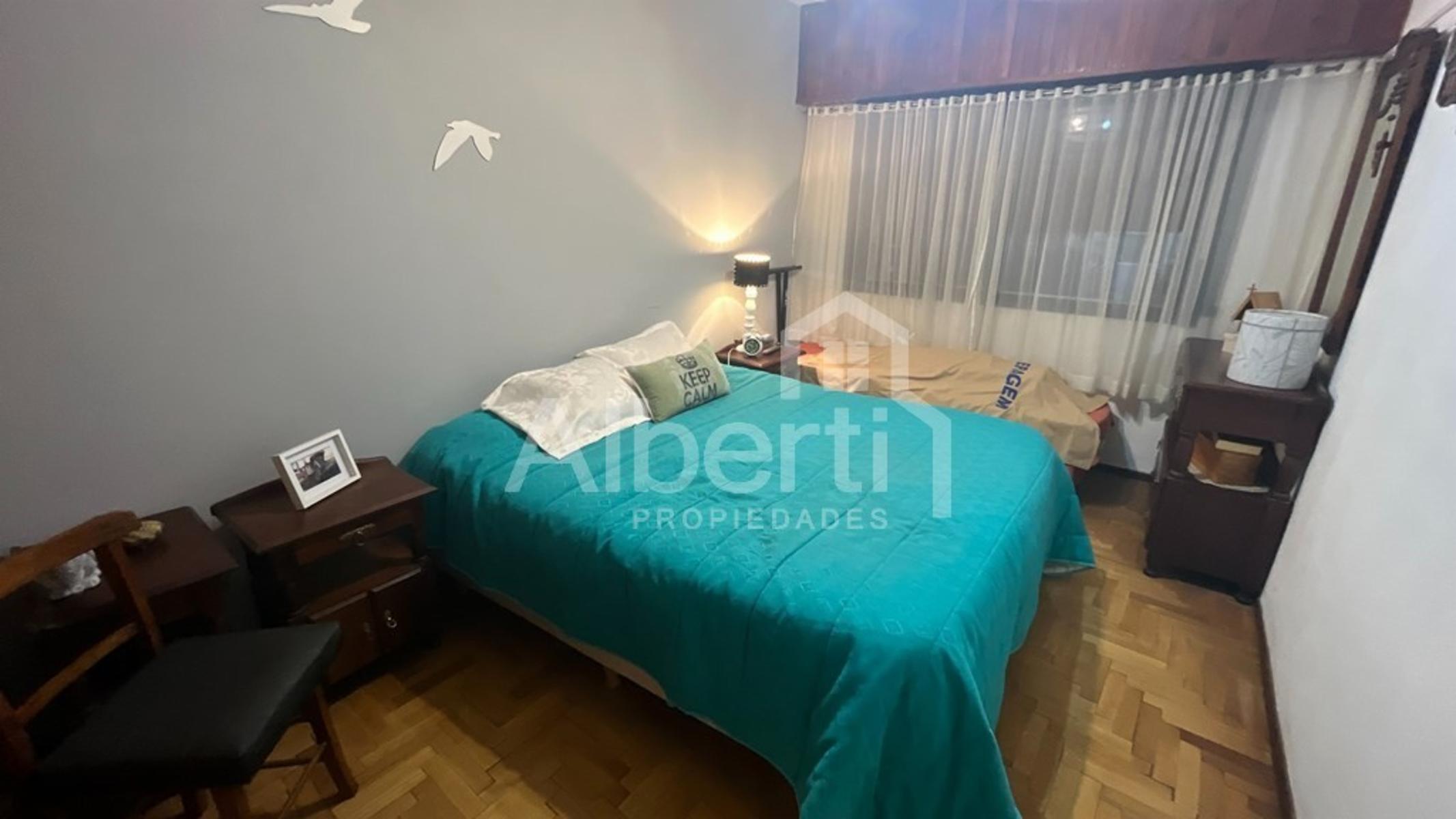 VENTA HAEDO CASA DE ESTILO AMERICANA 5 AMBIENTES CON PARQUE Y PILETA. — foto 9