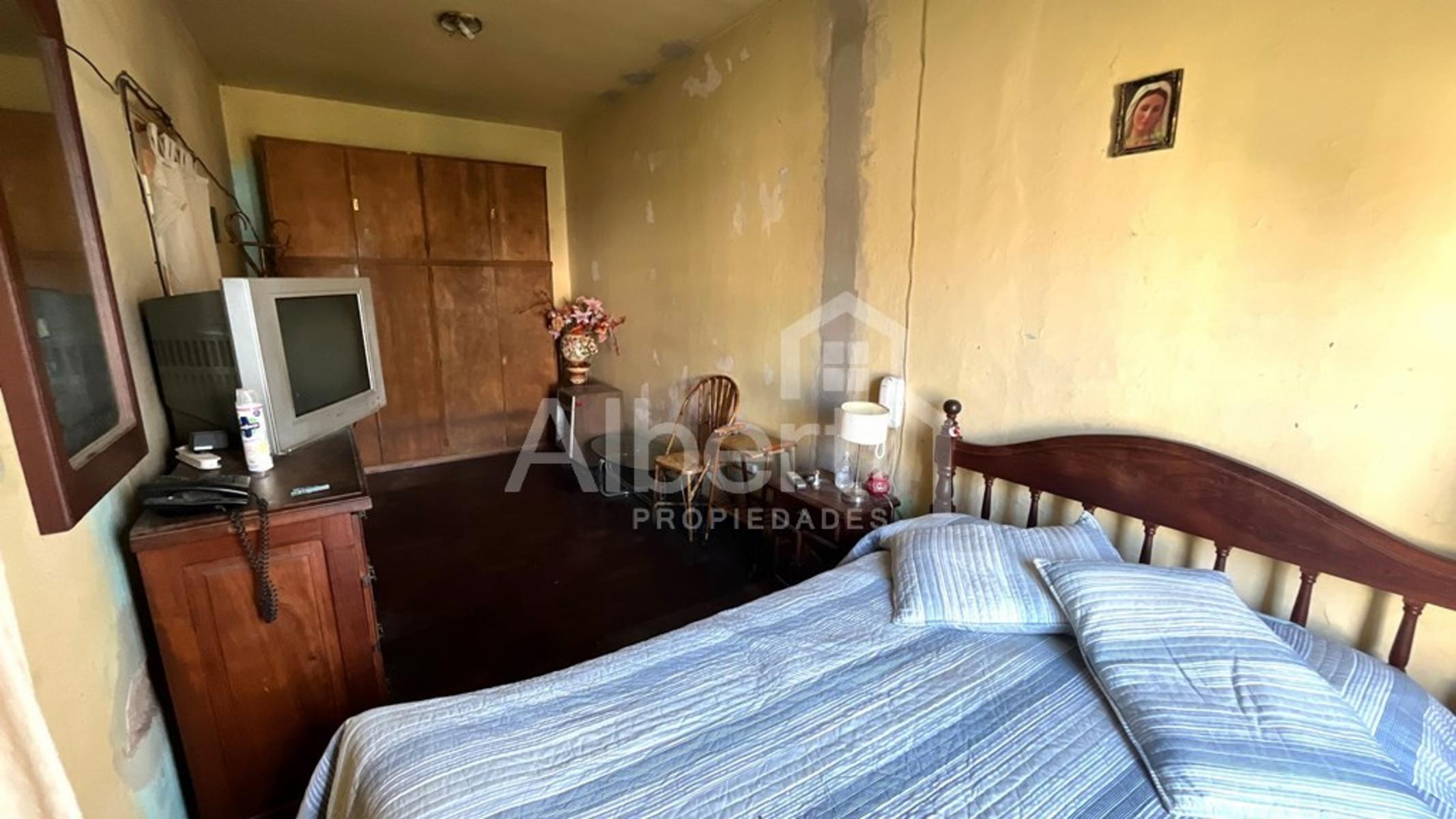 VENTA CASA 3 AMBIENTES HAEDO - EN GRAN LOTE DE 8.66 x 42.80 mts. — foto 9