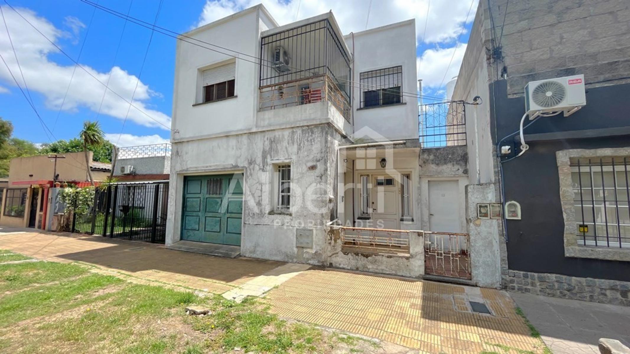 VENTA CASA P.H 4 AMBIENTES EN HAEDO.