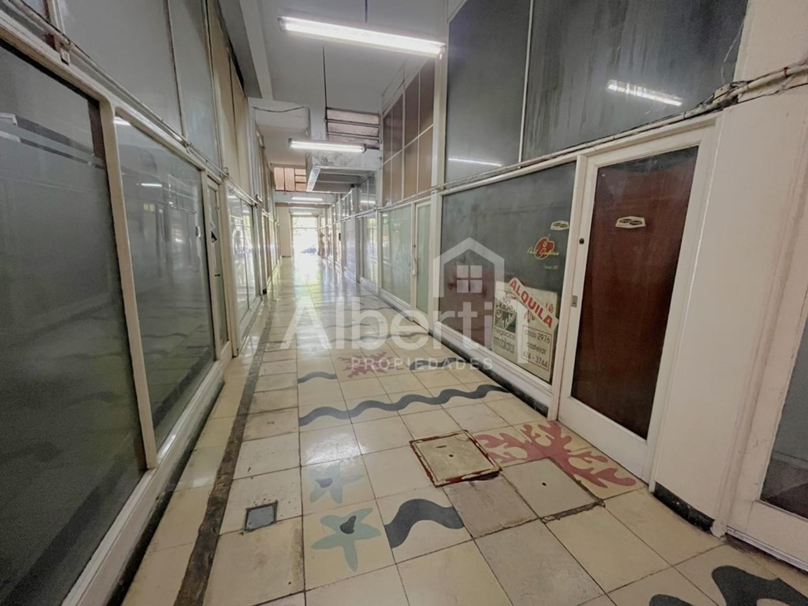VENTA LOCAL EN GALERÍA - HAEDO CENTRO (LADO NORTE) — foto 9