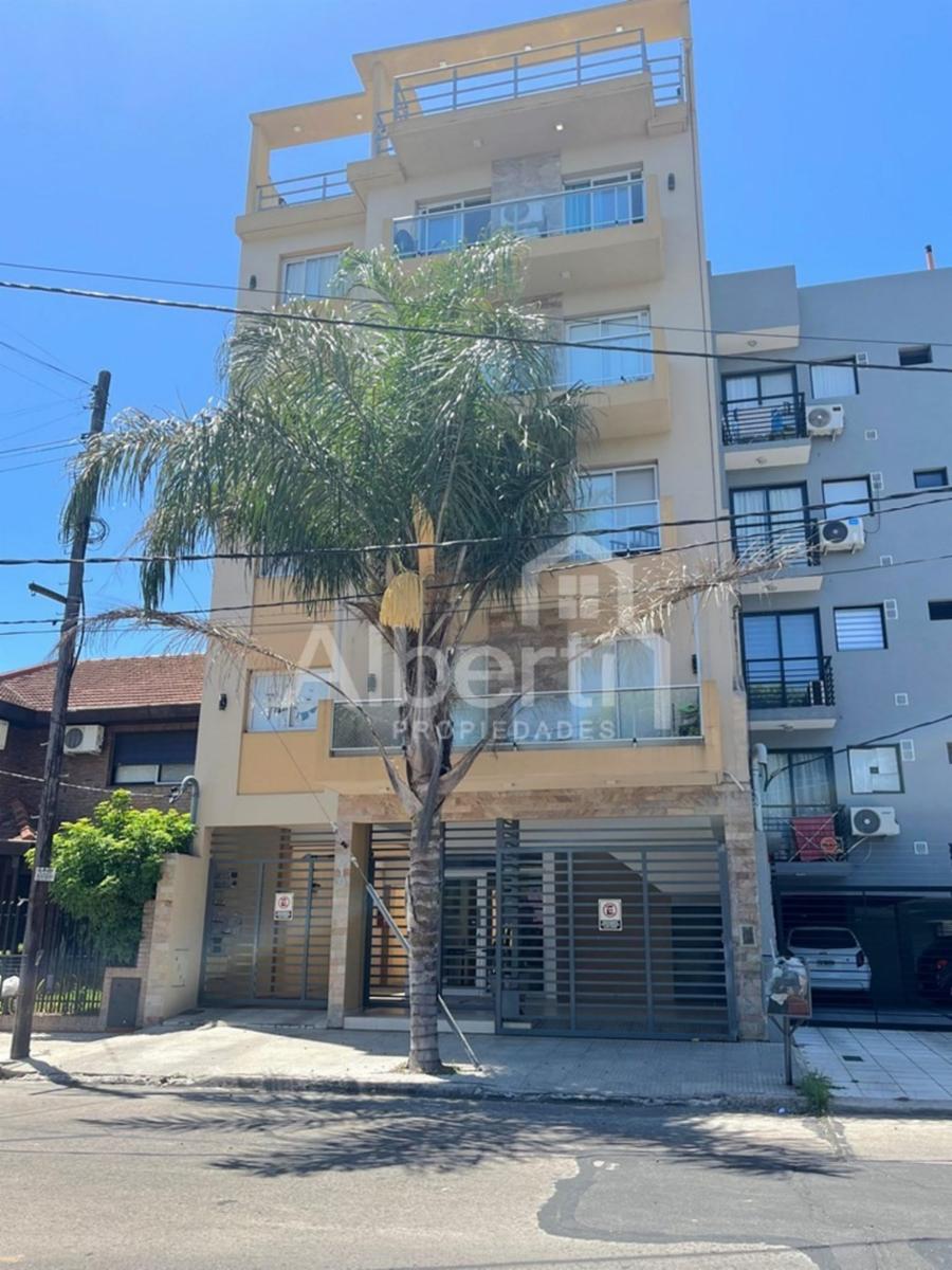 VENTA DEPARTAMENTO 2 AMBIENTES CON COCHERA EN HAEDO.