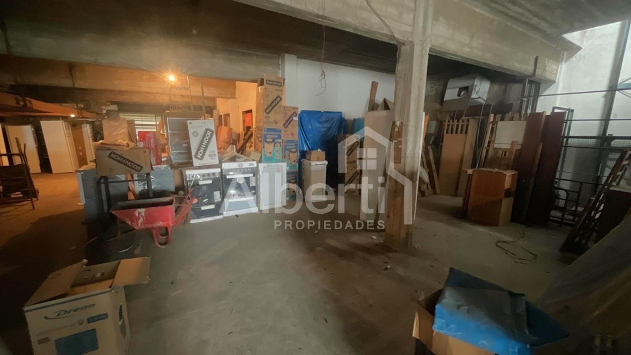 ALQUILER EDIFICIO COMERCIAL EN HAEDO. - 11