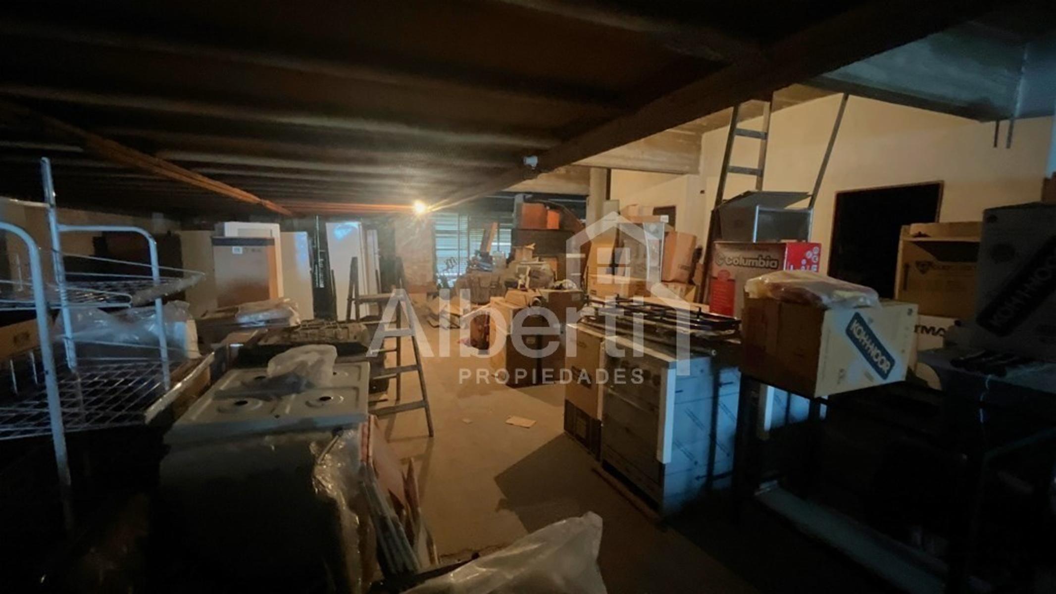 ALQUILER EDIFICIO COMERCIAL EN HAEDO. - 12