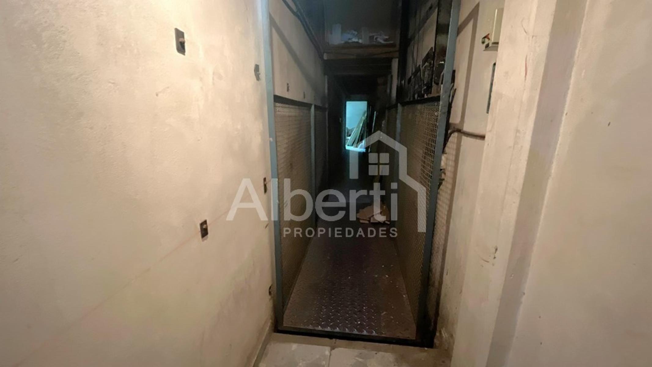 ALQUILER EDIFICIO COMERCIAL EN HAEDO. - 17