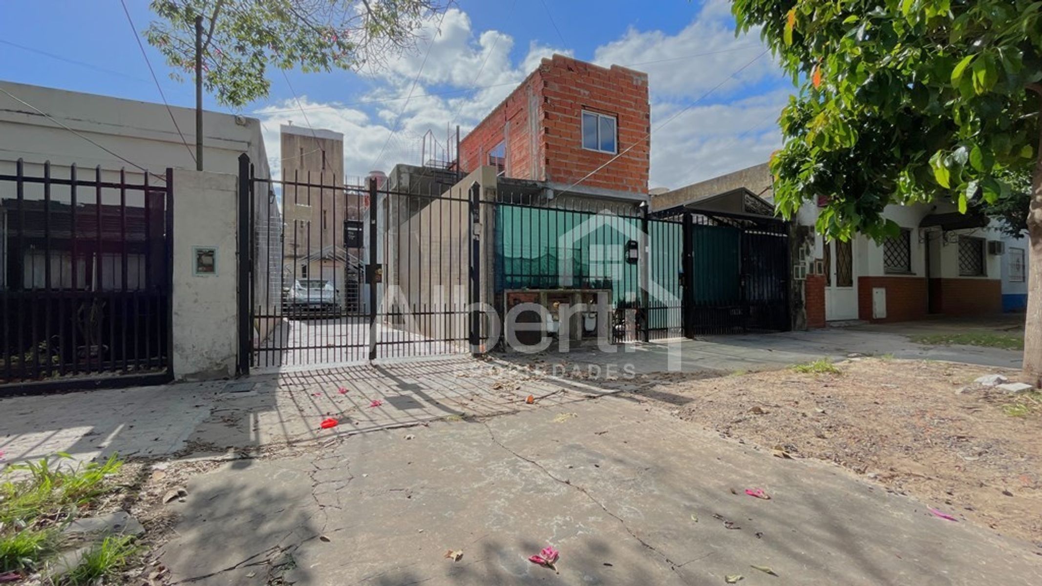 VENTA PH 3 AMBIENTES EN HAEDO SUR.