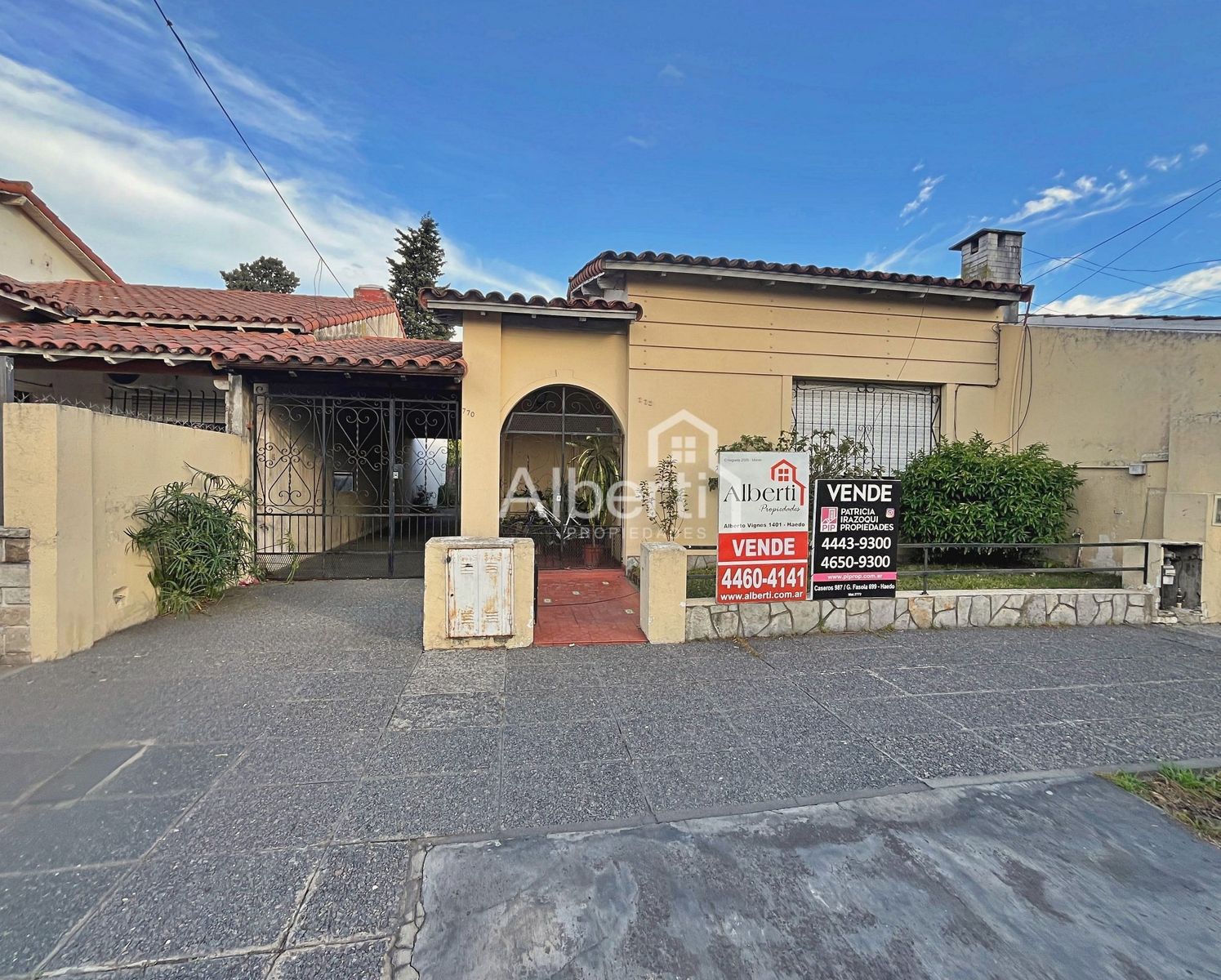 VENTA PH 3 AMBIENTES EN HAEDO NORTE.