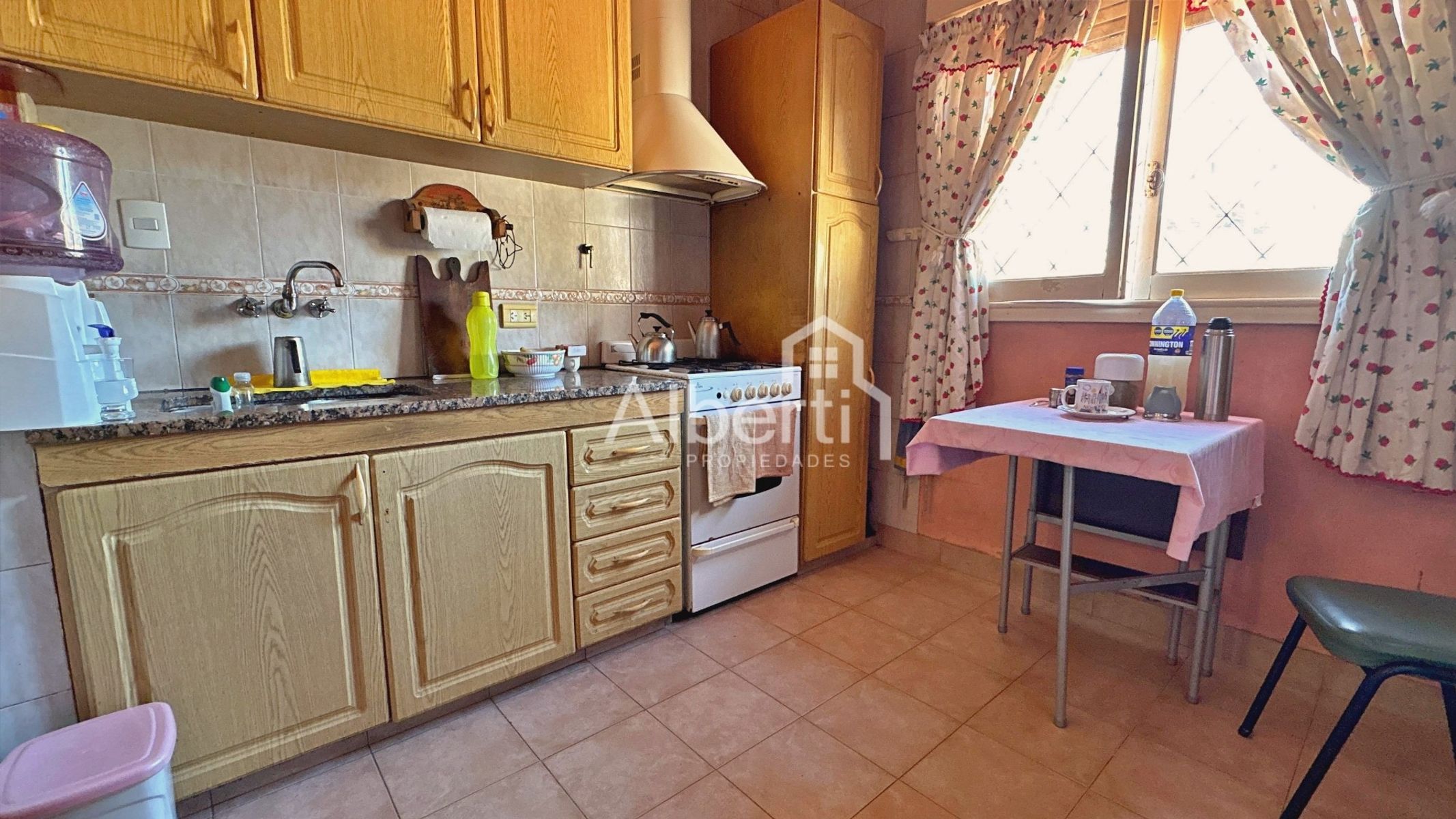 VENTA CASA 4 AMBIENTES EN HAEDO NORTE. — foto 4
