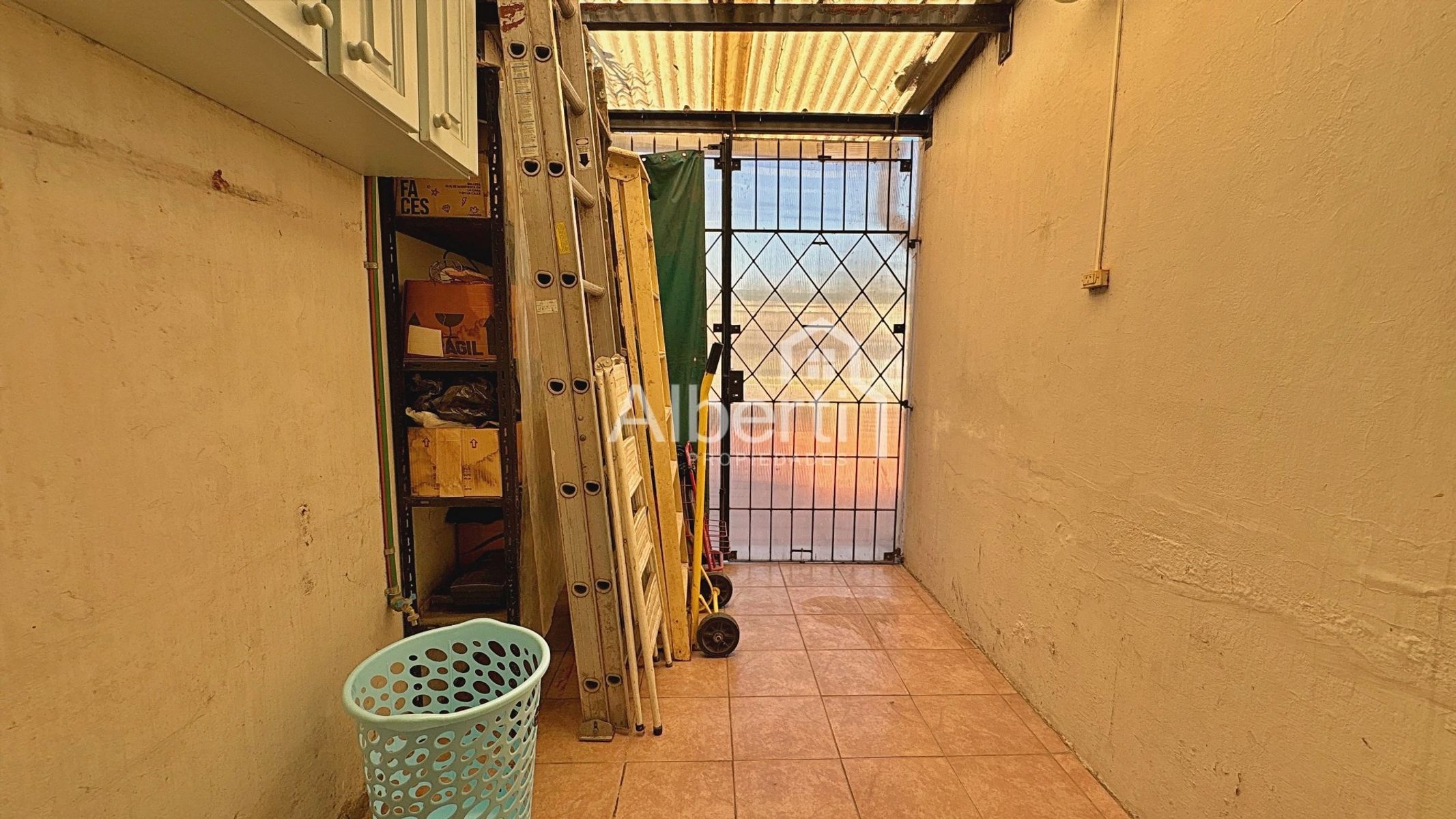VENTA CASA 4 AMBIENTES EN HAEDO NORTE. — foto 8