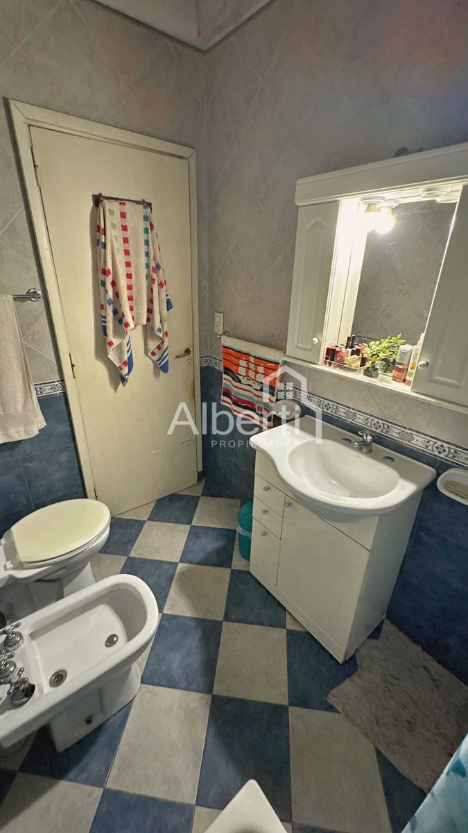 VENTA CASA 4 AMBIENTES EN HAEDO NORTE. — foto 13
