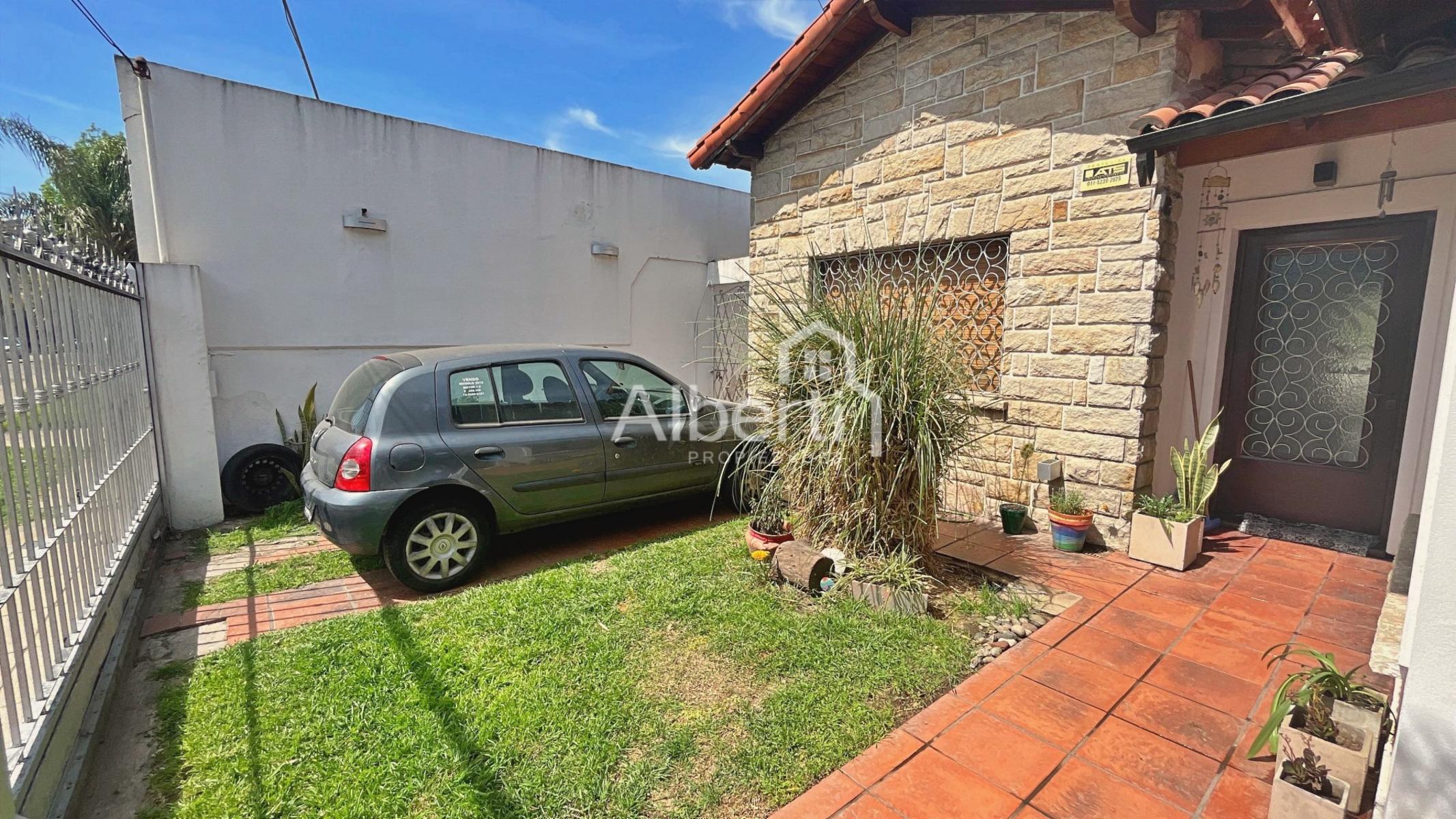 VENTA CHALET 3 AMBIENTES CON PILETA EN HAEDO NORTE. — foto 2