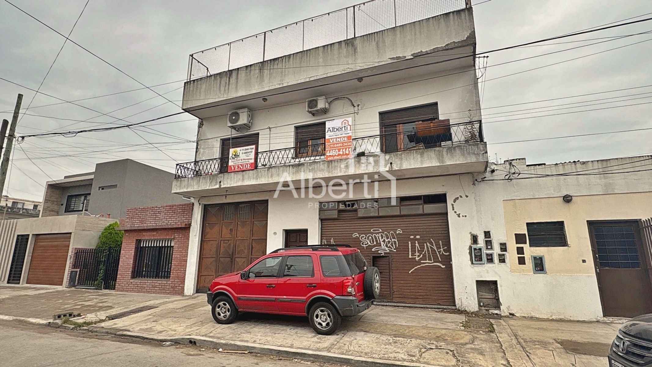 VENTA DEPTO 4 AMBIENTES CON TERRAZA + GALPÓN + LOCAL AL FRENTE EL PALOMAR.