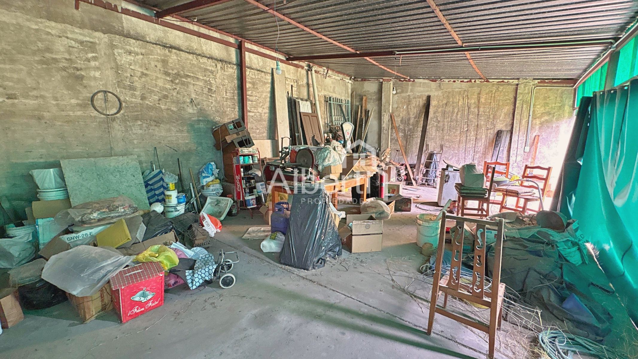 VENTA PROPIEDAD CON LOCAL GASTRONÓMICO EN HAEDO SUR. - 34