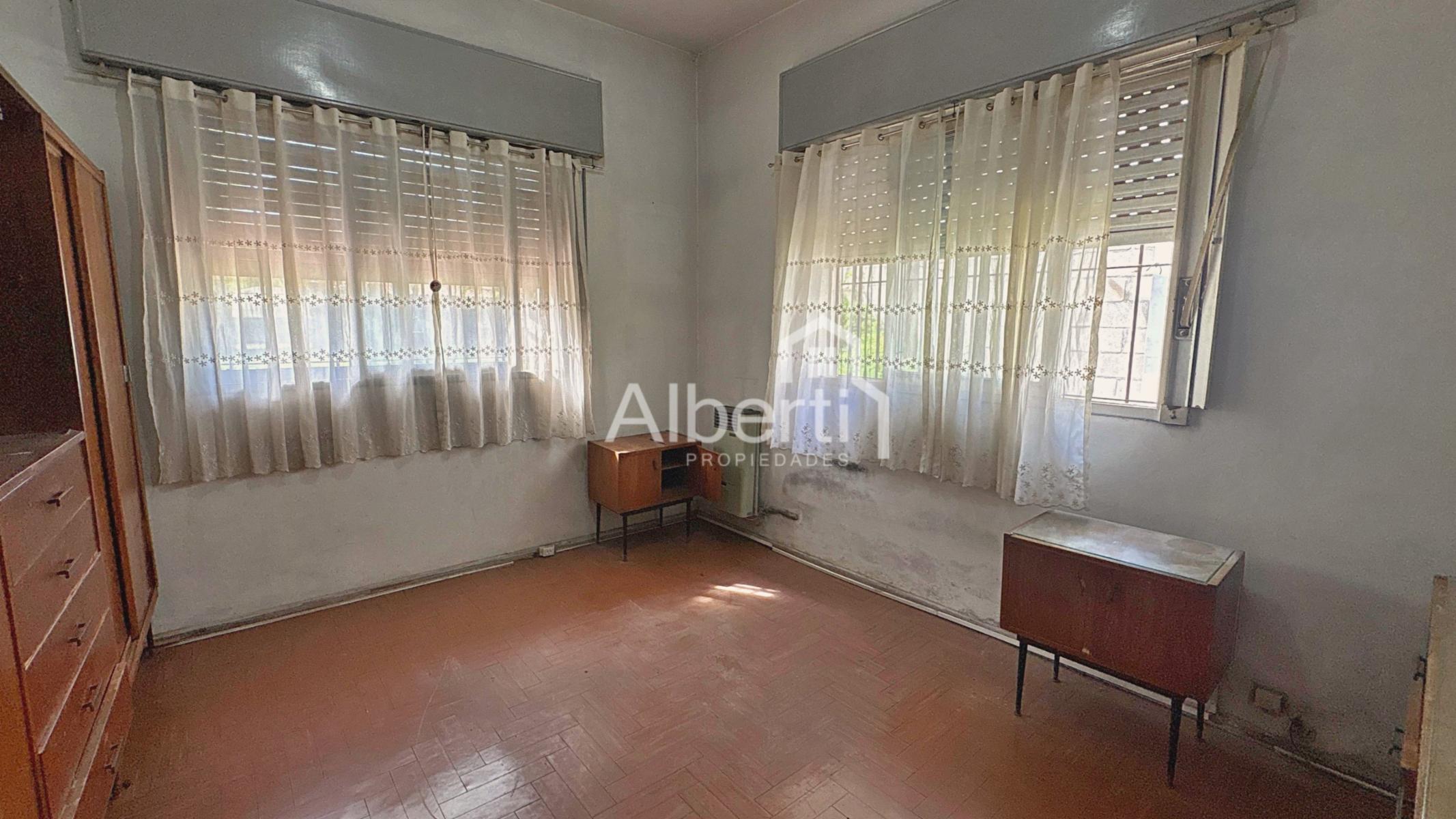 VENTA CASA 4 AMBIENTES EN ITUZAINGÓ SOBRE LOTE DE 10 X 34 MTS. — foto 4