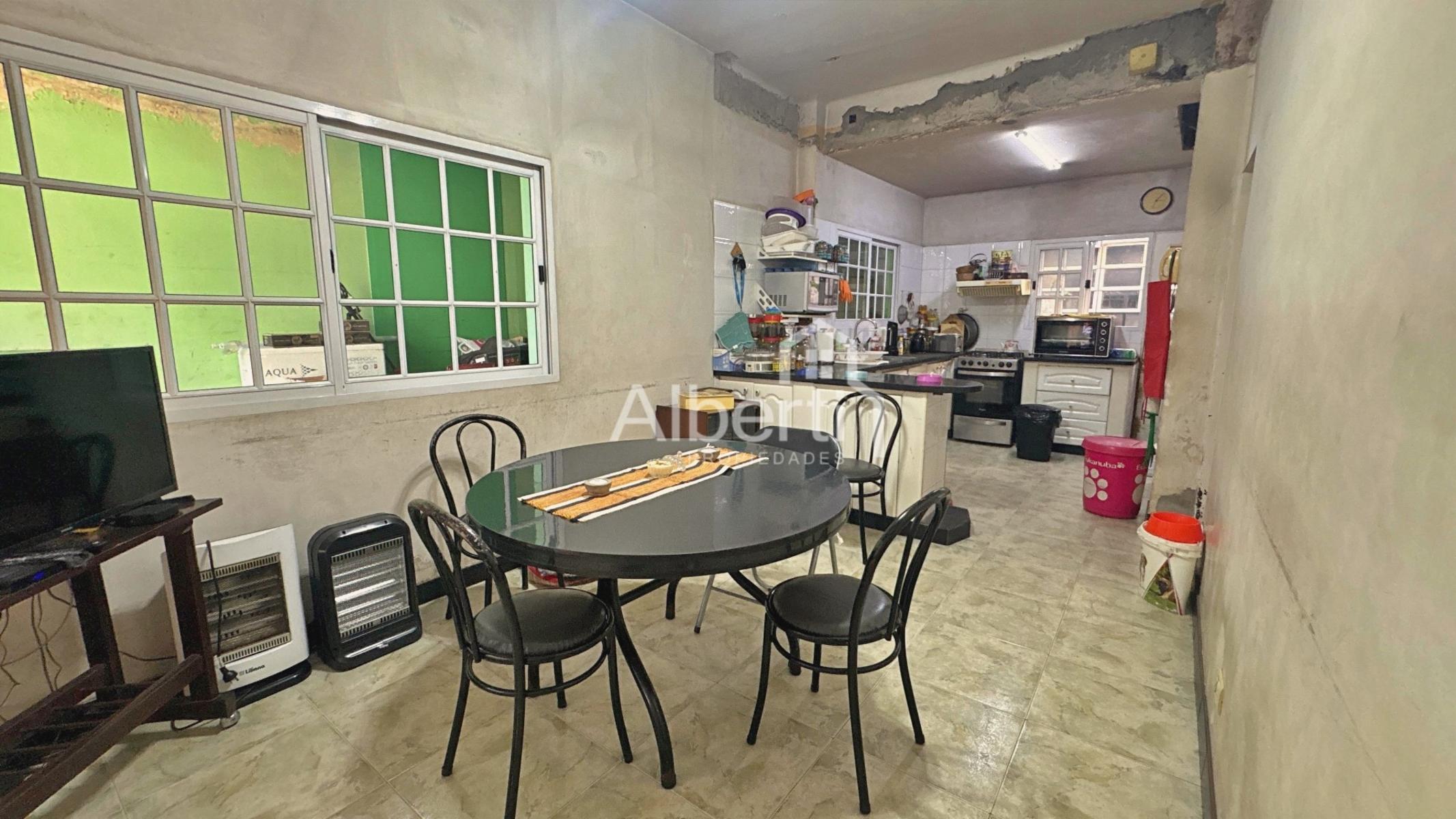 VENTA AMPLIA CASA 4 AMBIENTES EN HAEDO SUR. — foto 8