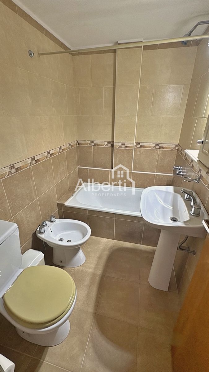 ALQUILER DEPARTAMENTO 2 AMBIENTES CON COCHERA EN MORÓN SUR. - 6