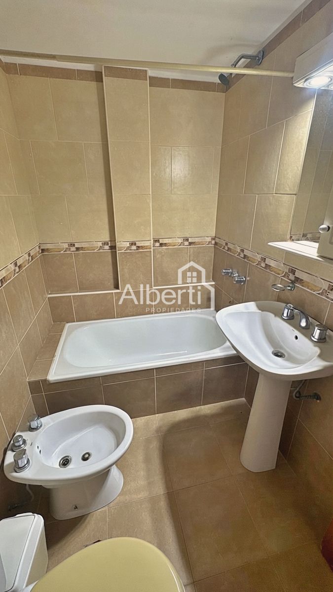 ALQUILER DEPARTAMENTO 2 AMBIENTES CON COCHERA EN MORÓN SUR. - 7