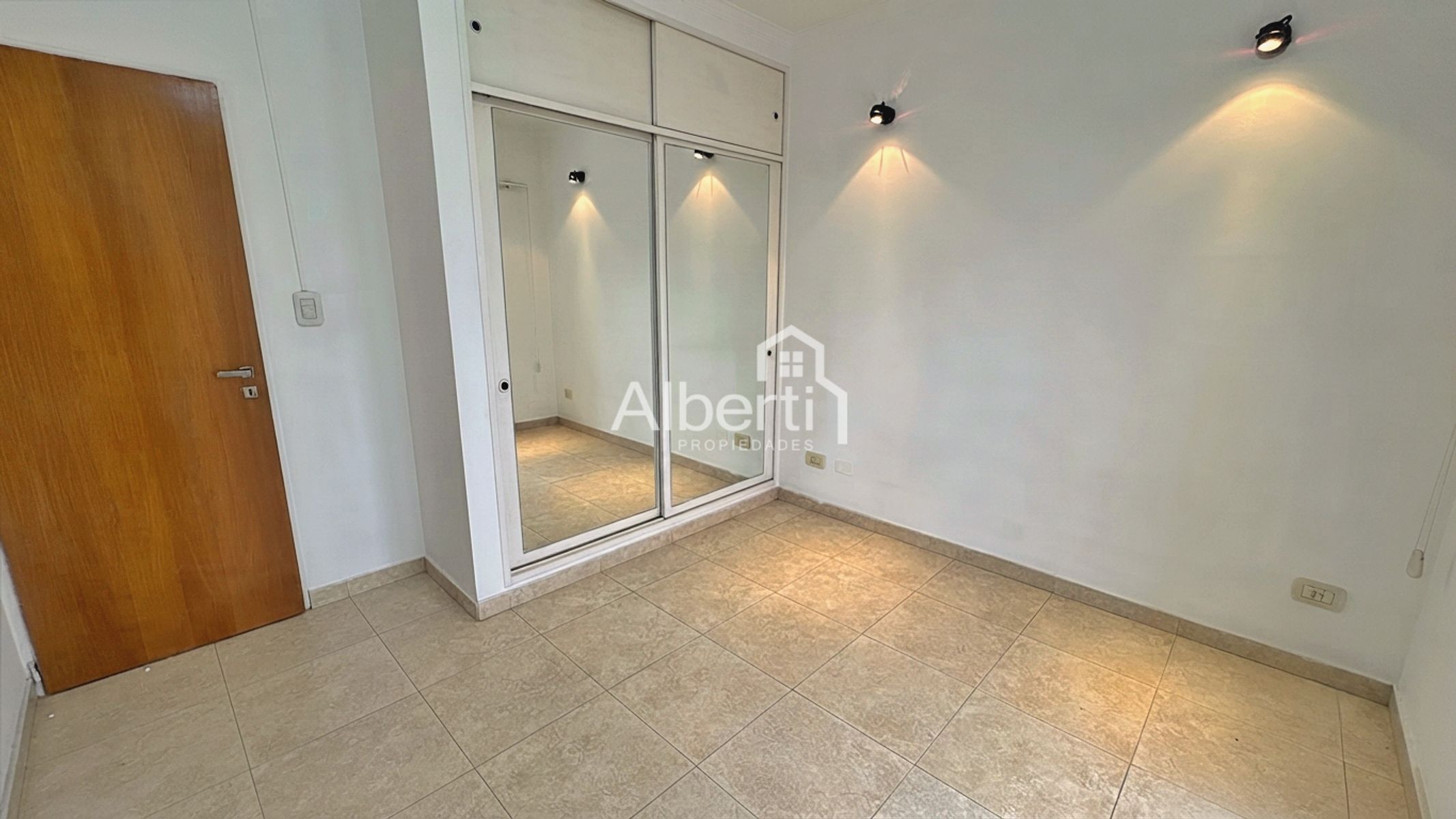 ALQUILER DEPARTAMENTO 2 AMBIENTES CON COCHERA EN MORÓN SUR. - 9