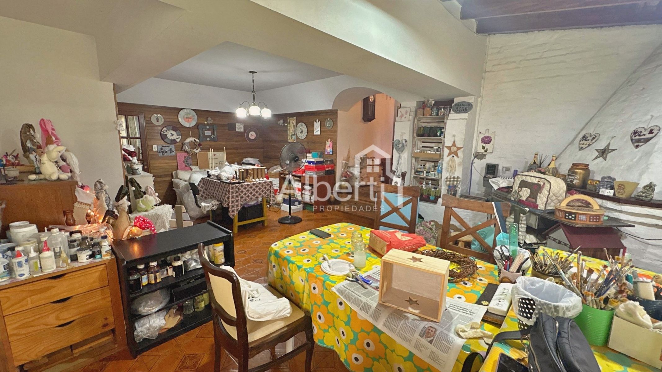 VENTA CASA 5 AMBIENTES EN CASTELAR CON GRAN PARQUE. — foto 5