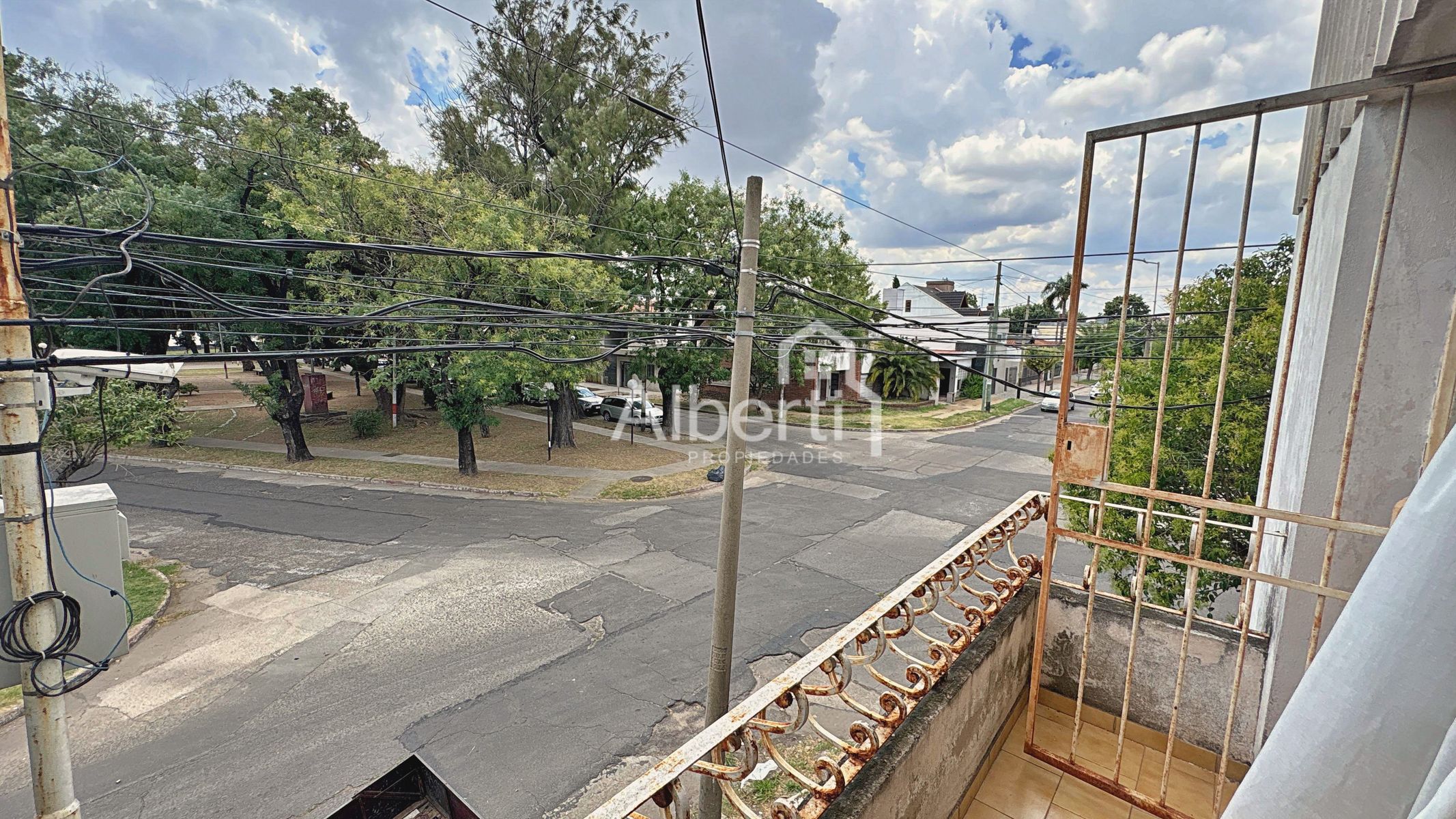 VENTA P.H. 4 AMBIENTES EN HAEDO NORTE CON PATIO Y GARAJE CUBIERTO. — foto 11