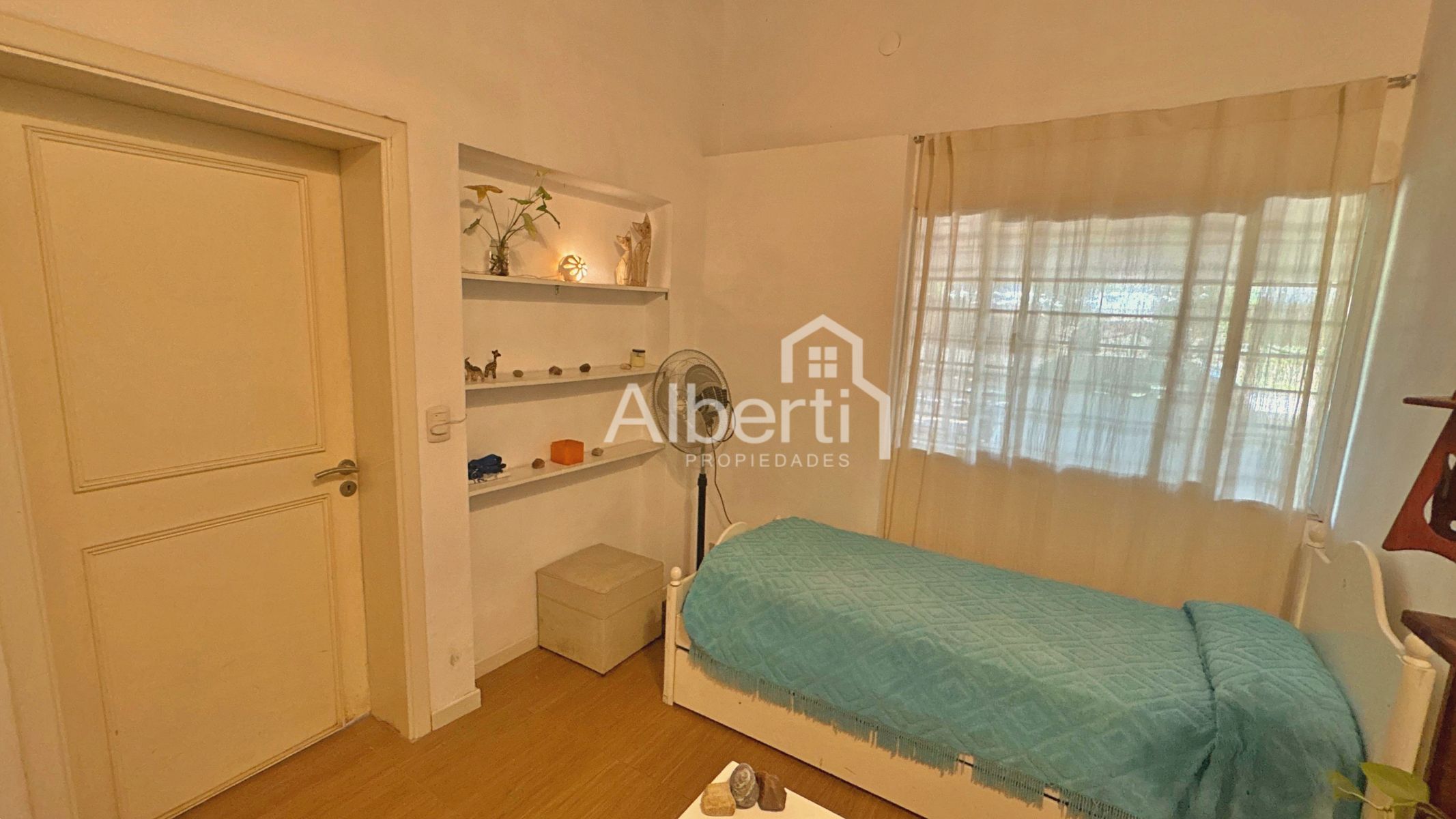 VENTA CHALET 6 AMBIENTES CON PARQUE EN HAEDO NORTE. — foto 11