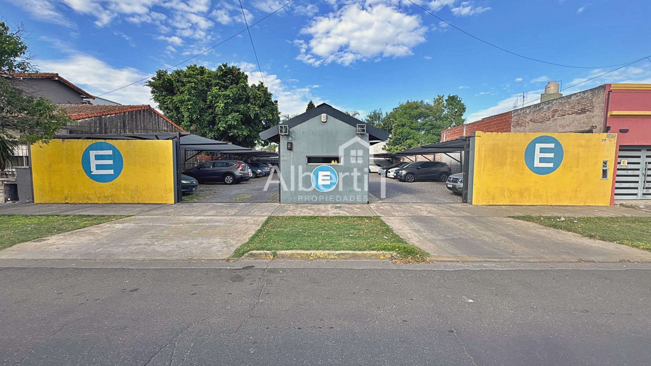 VENTA 2 LOTES CON COCHERAS EN ITUZAINGÓ NORTE.
