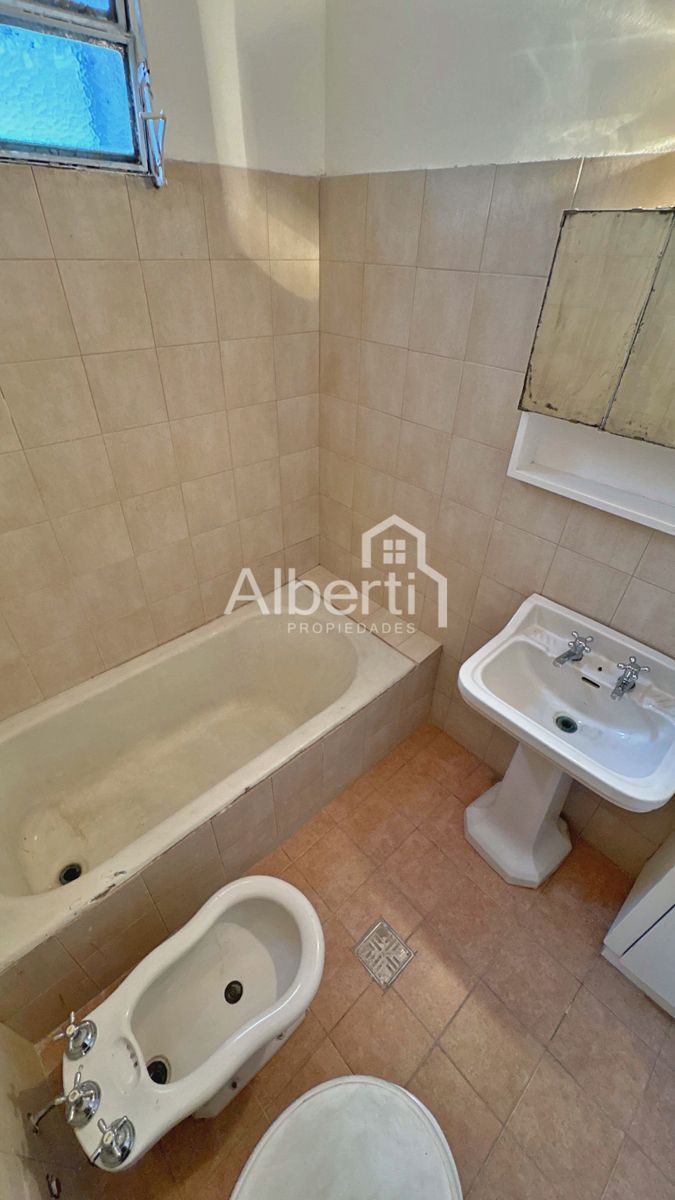 VENTA DEPARTAMENTO 3 AMBIENTES EN HAEDO NORTE FRENTE A LA ESTACIÓN. — foto 13