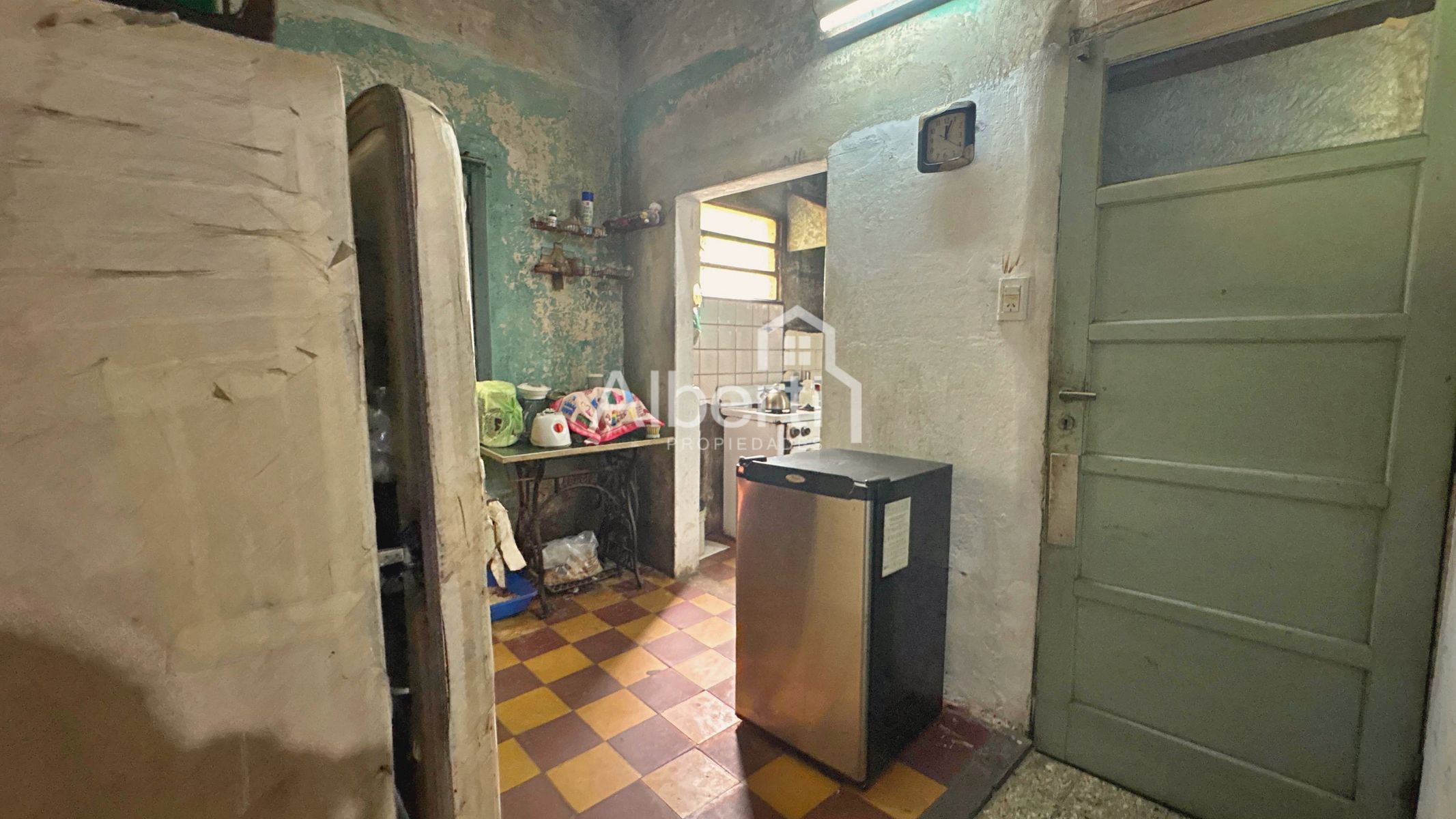 VENTA PROPIEDAD A REFACCIONAR EN HAEDO NORTE SOBRE LOTE DE 360 M². — foto 9