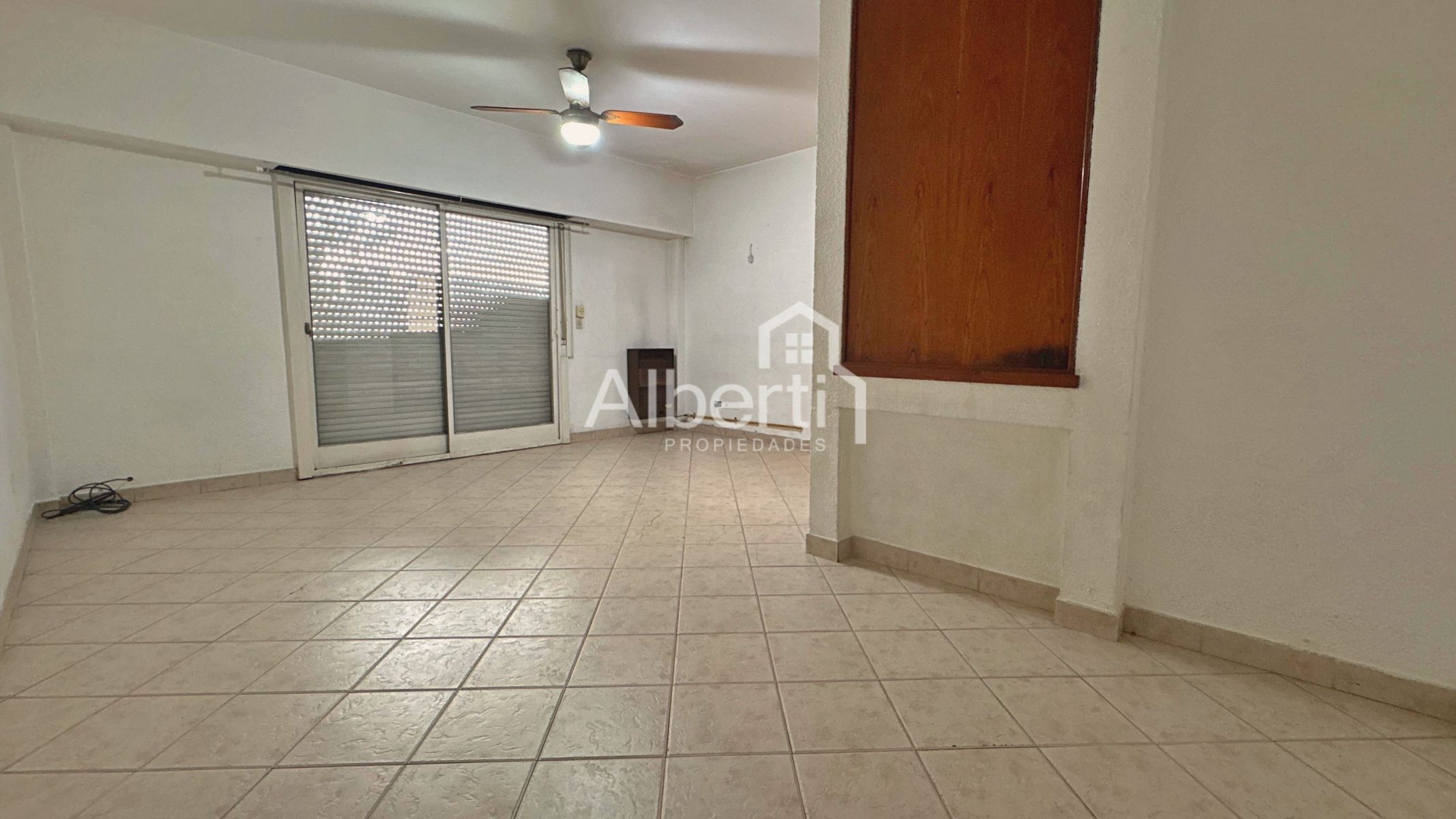 VENTA AMPLIO DEPARTAMENTO 3 AMBIENTES EN HAEDO SUR. - 2
