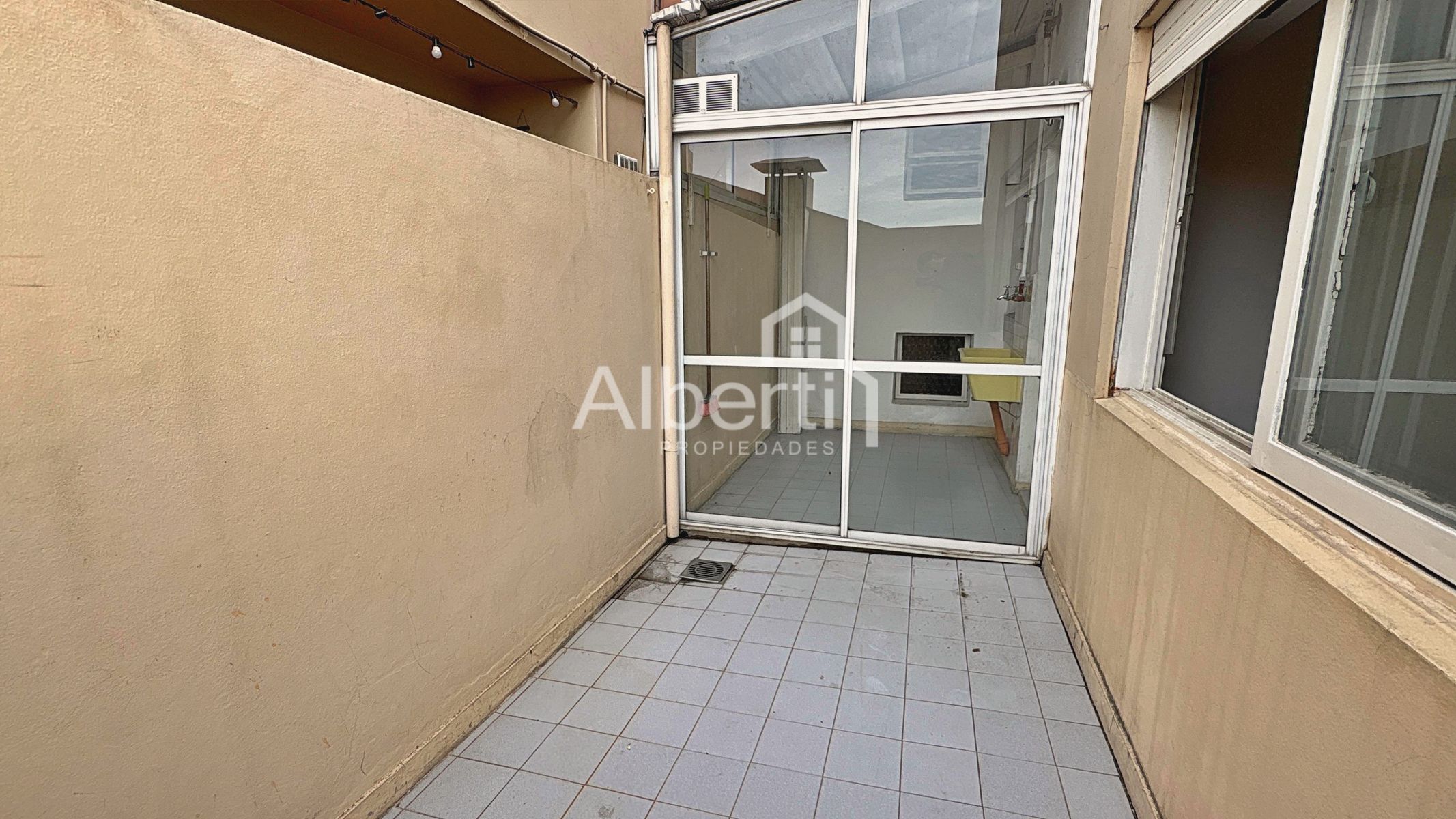 VENTA AMPLIO DEPARTAMENTO 3 AMBIENTES EN HAEDO SUR. - 17