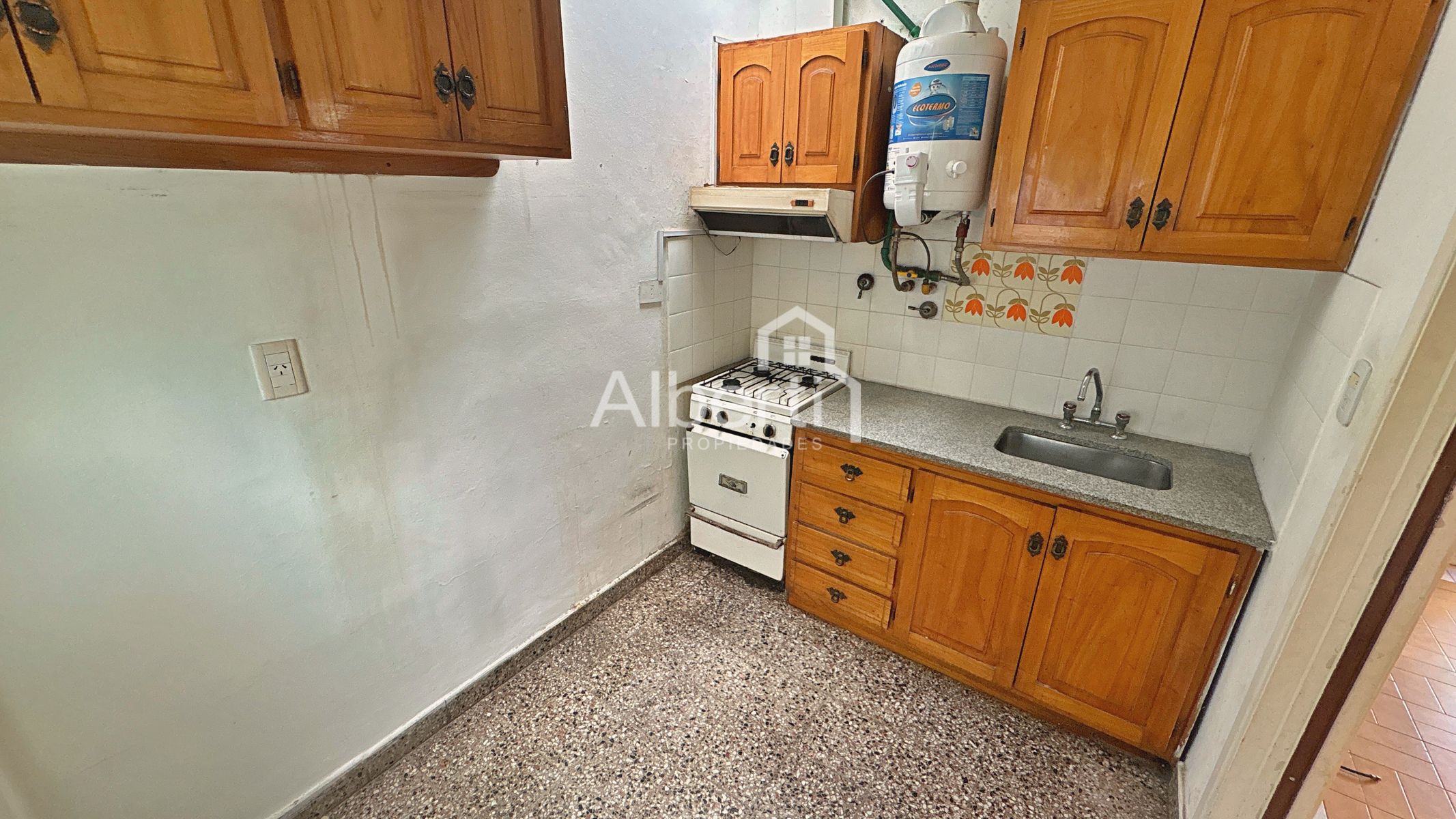 VENTA DEPARTAMENTO EN P.H. 2 AMBIENTES EN HAEDO NORTE. - 5