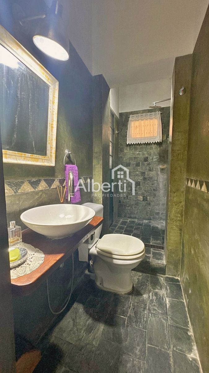VENTA CHALET 4 AMBIENTES CON PARQUE Y PILETA EN HAEDO NORTE. - 10