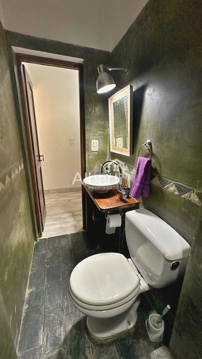 VENTA CHALET 4 AMBIENTES CON PARQUE Y PILETA EN HAEDO NORTE. - 11