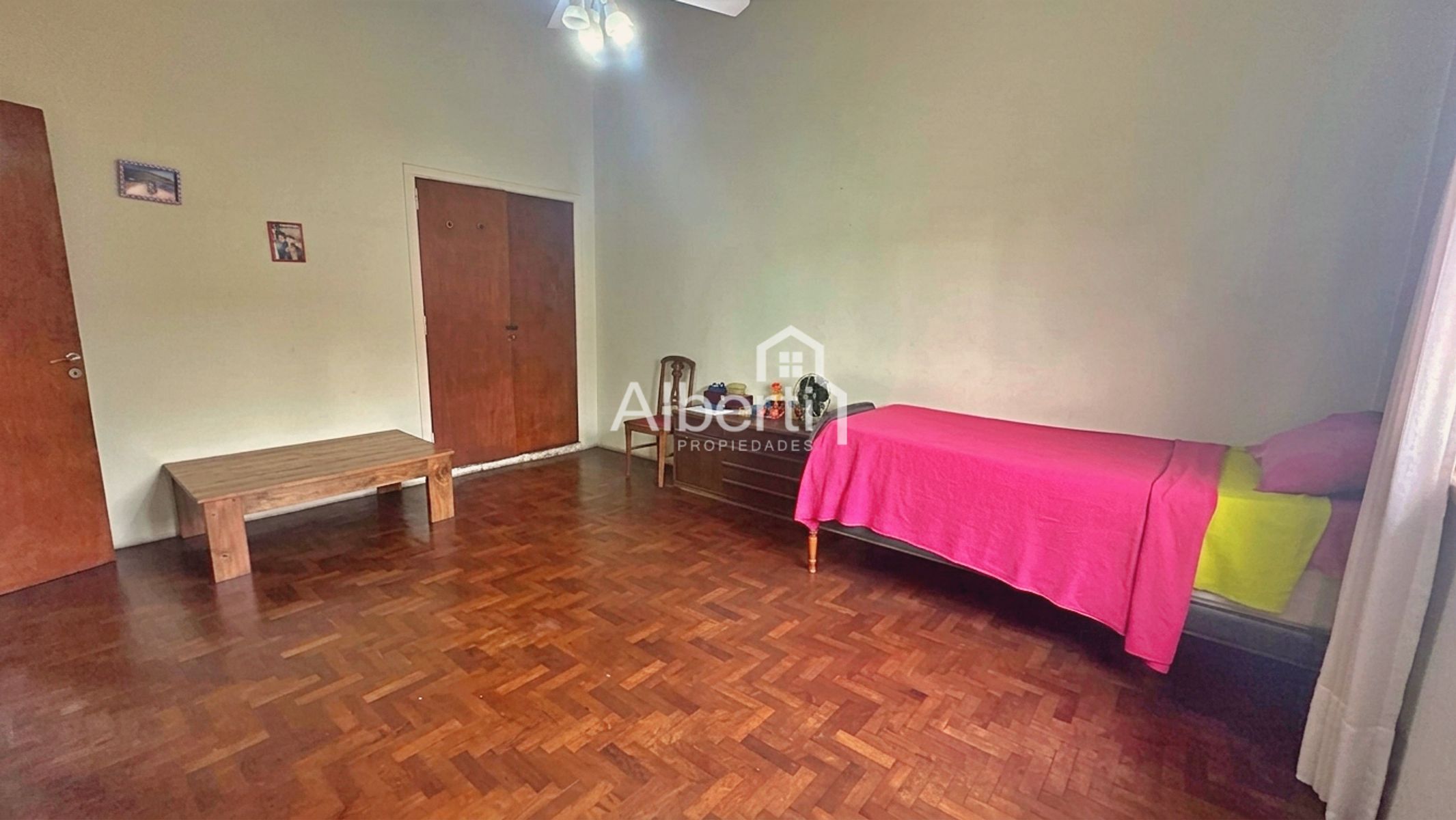 VENTA CHALET 4 AMBIENTES CON PARQUE Y PILETA EN HAEDO NORTE. - 26
