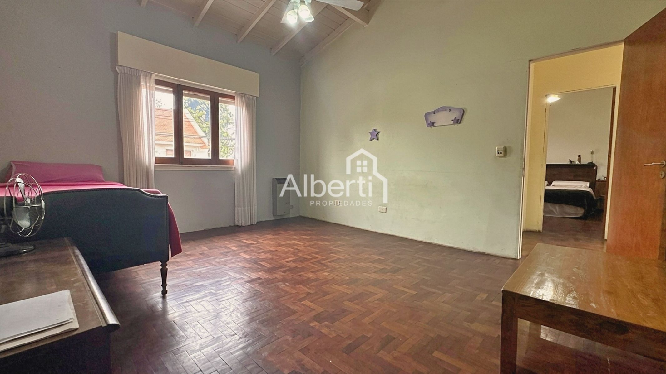 VENTA CHALET 4 AMBIENTES CON PARQUE Y PILETA EN HAEDO NORTE. - 27