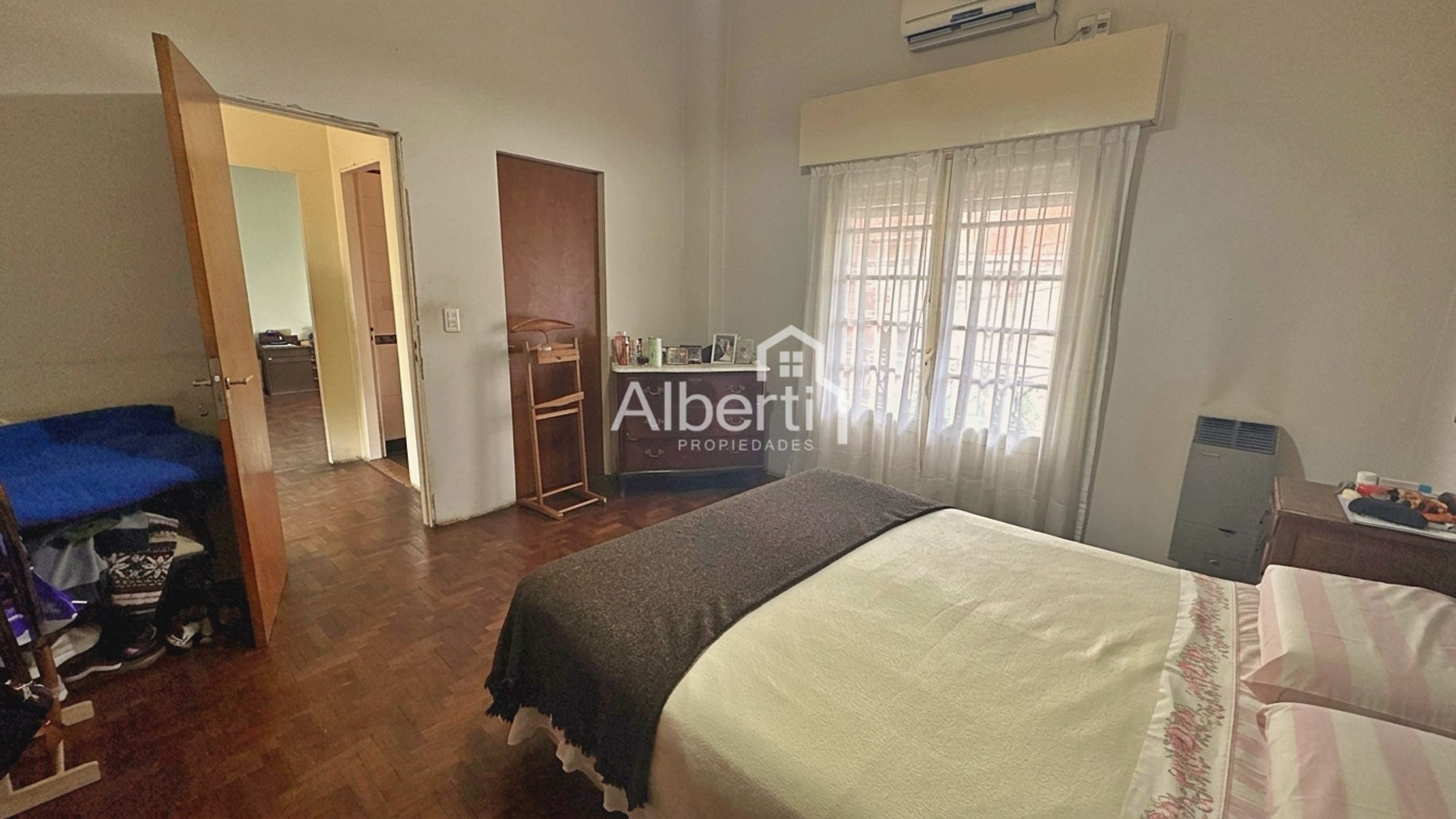 VENTA CHALET 4 AMBIENTES CON PARQUE Y PILETA EN HAEDO NORTE. - 32