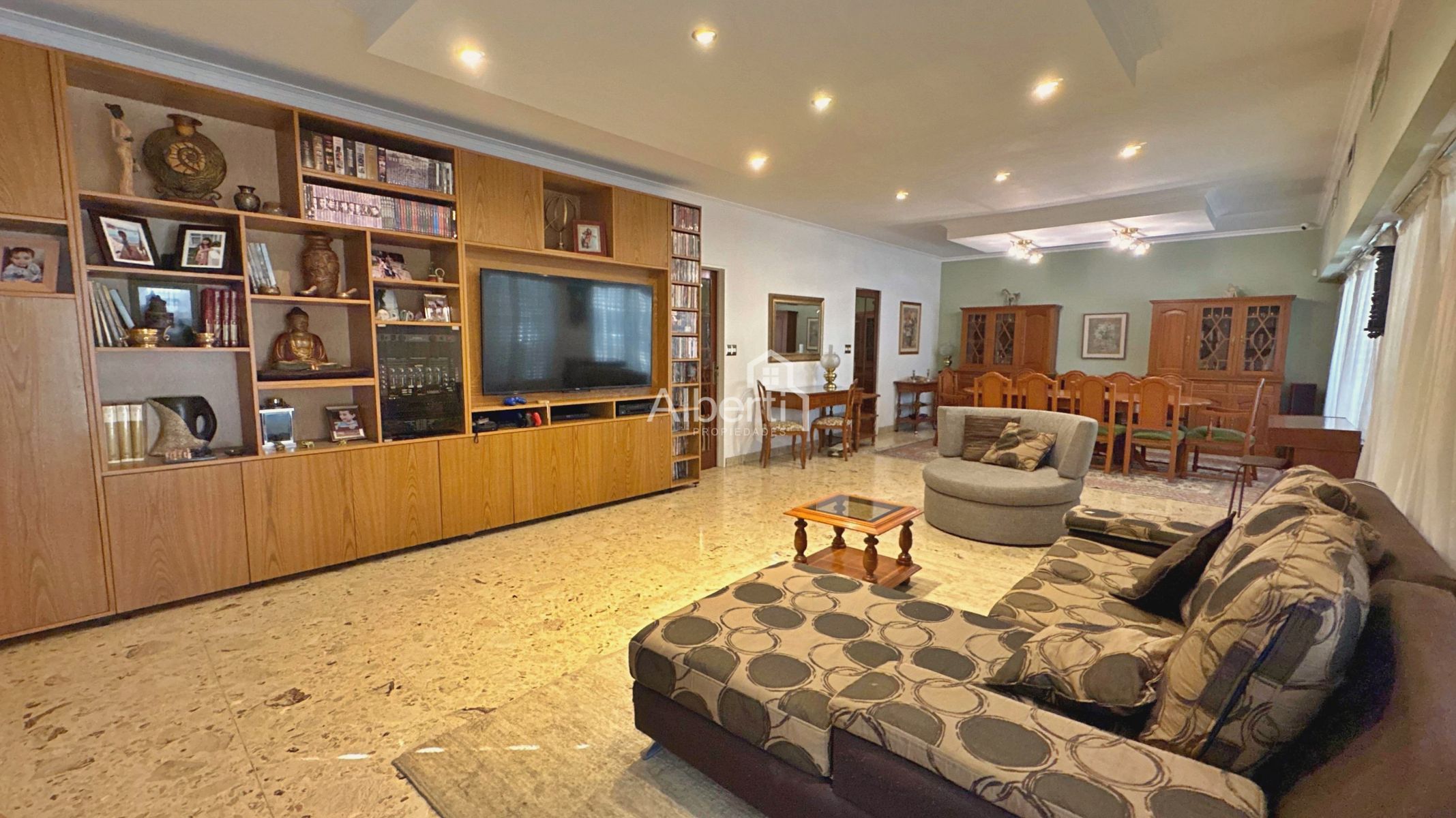 VENTA CHALET 5 AMBIENTES DE CATEGORÍA EN HAEDO NORTE | BARRIO GÜEMES. - 2