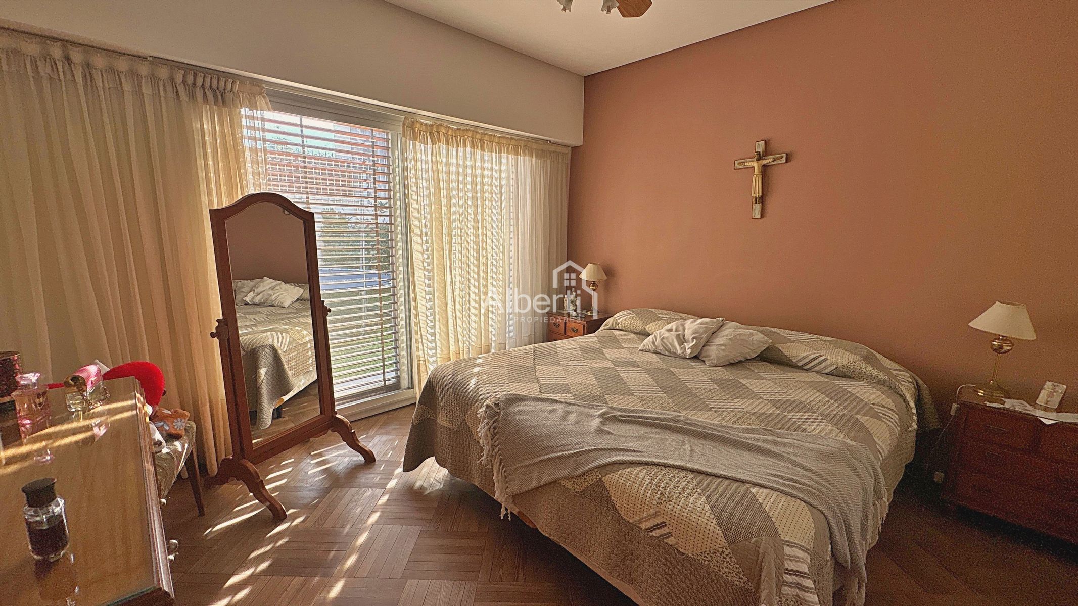 VENTA CHALET 5 AMBIENTES DE CATEGORÍA EN HAEDO NORTE | BARRIO GÜEMES. - 18