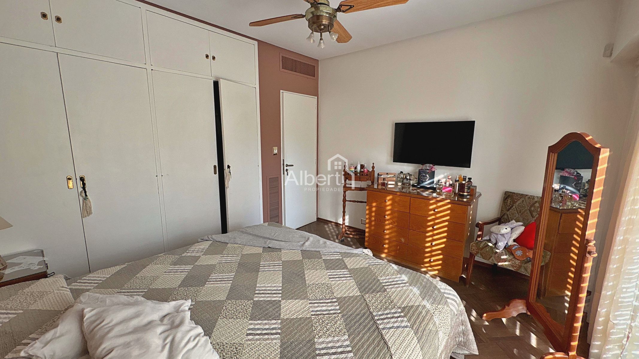 VENTA CHALET 5 AMBIENTES DE CATEGORÍA EN HAEDO NORTE | BARRIO GÜEMES. - 20