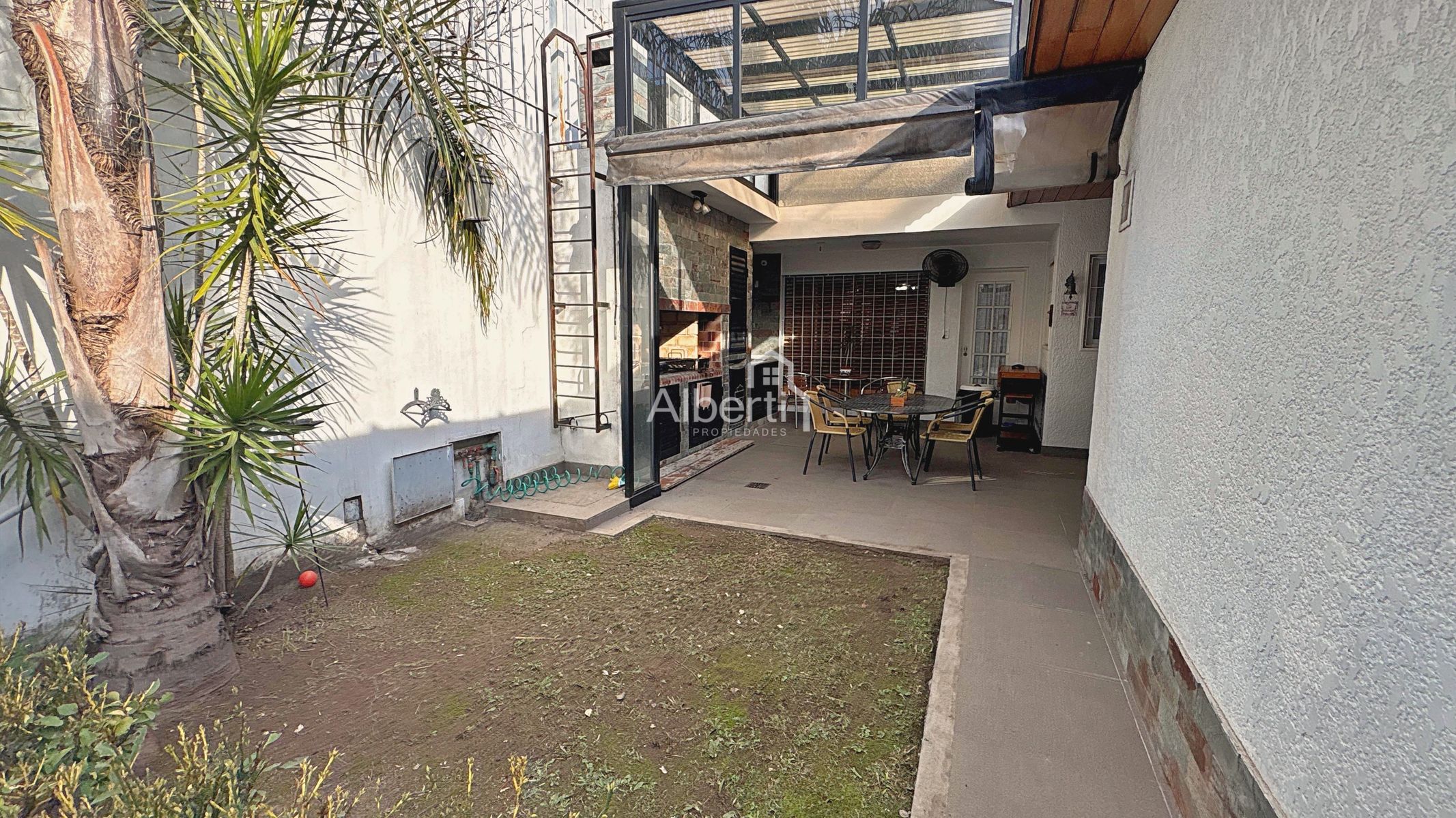 VENTA CHALET 5 AMBIENTES DE CATEGORÍA EN HAEDO NORTE | BARRIO GÜEMES. - 33