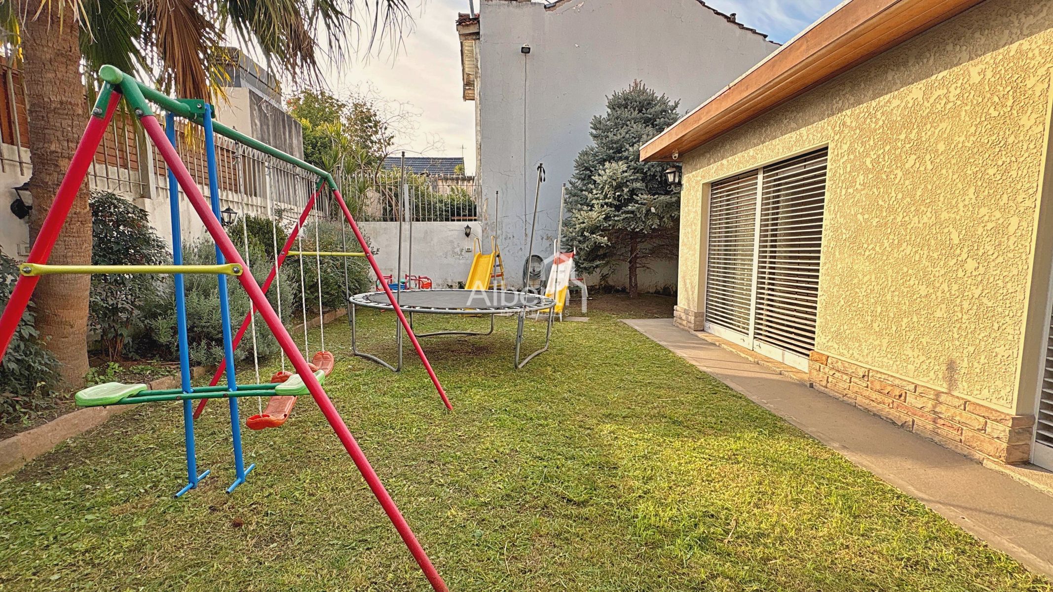 VENTA CHALET 5 AMBIENTES DE CATEGORÍA EN HAEDO NORTE | BARRIO GÜEMES. - 39