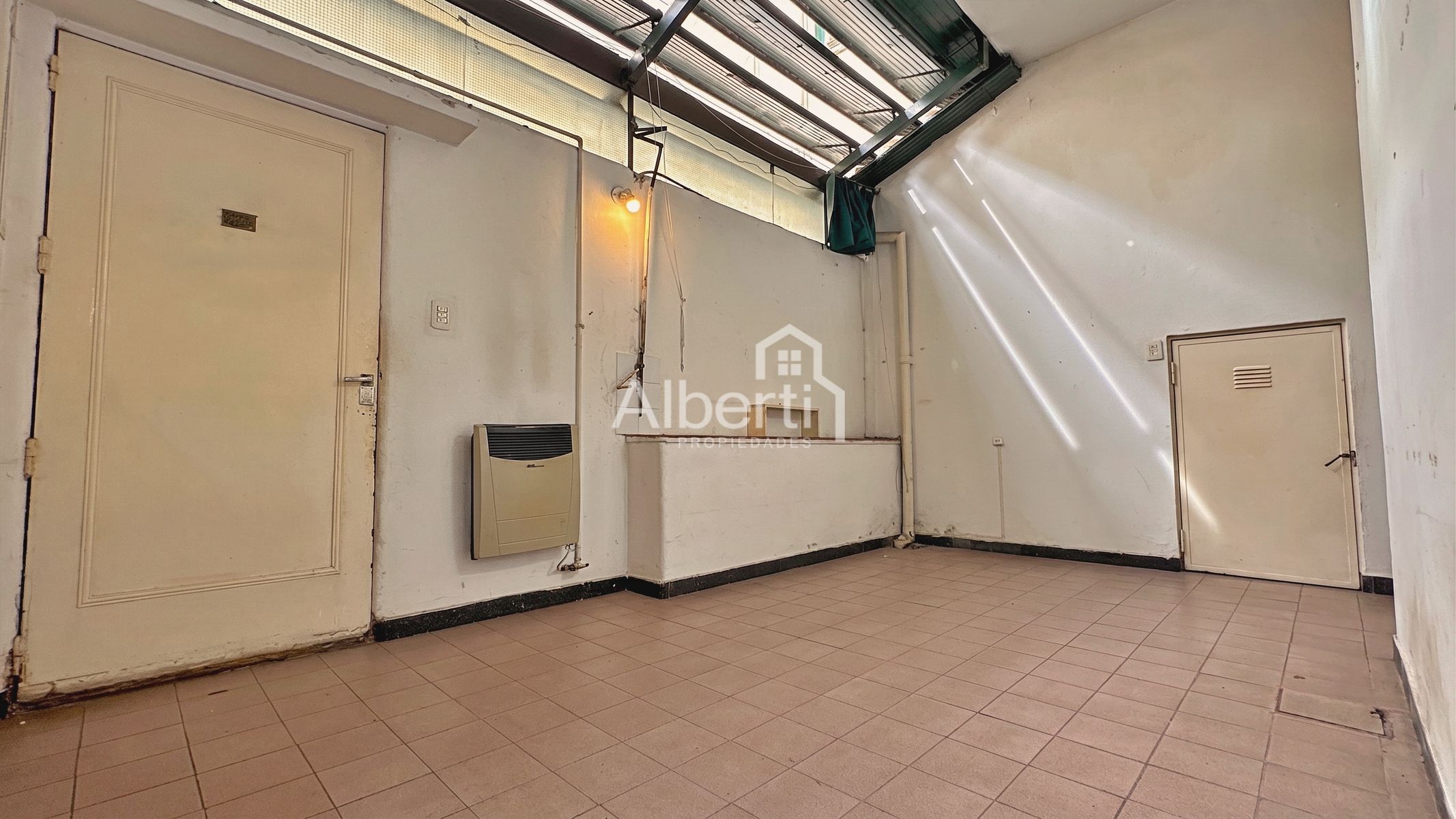 VENTA ESPACIOSO P.H 3 AMBIENTES EN LINIERS. - 3