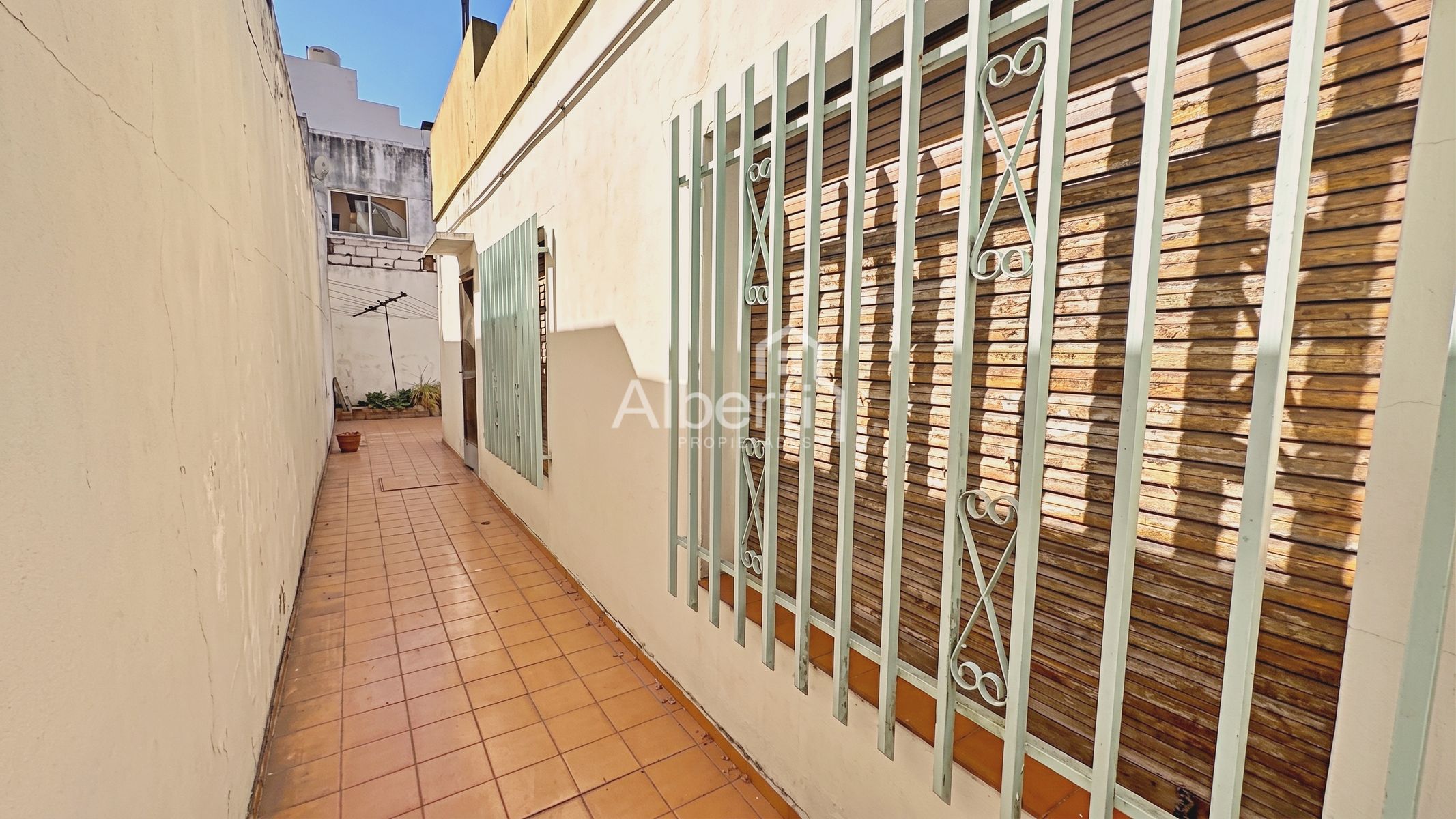 VENTA CASA 3 AMBIENTES EN HAEDO NORTE CON TERRAZA. - 19