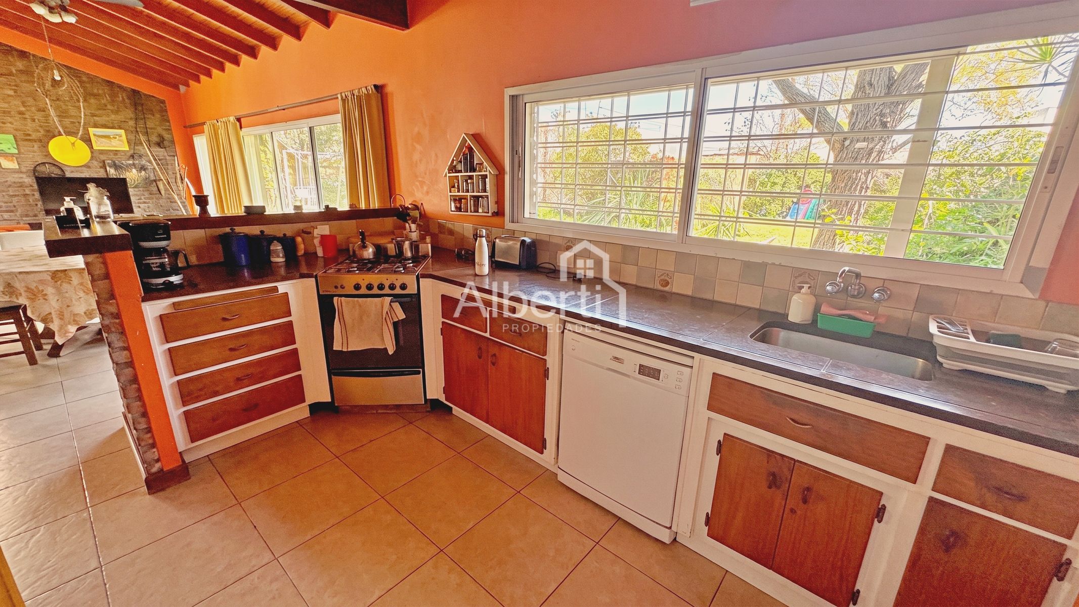VENTA CHALET 4 AMBIENTES EN HAEDO NORTE CON GRAN PARQUE. - 11